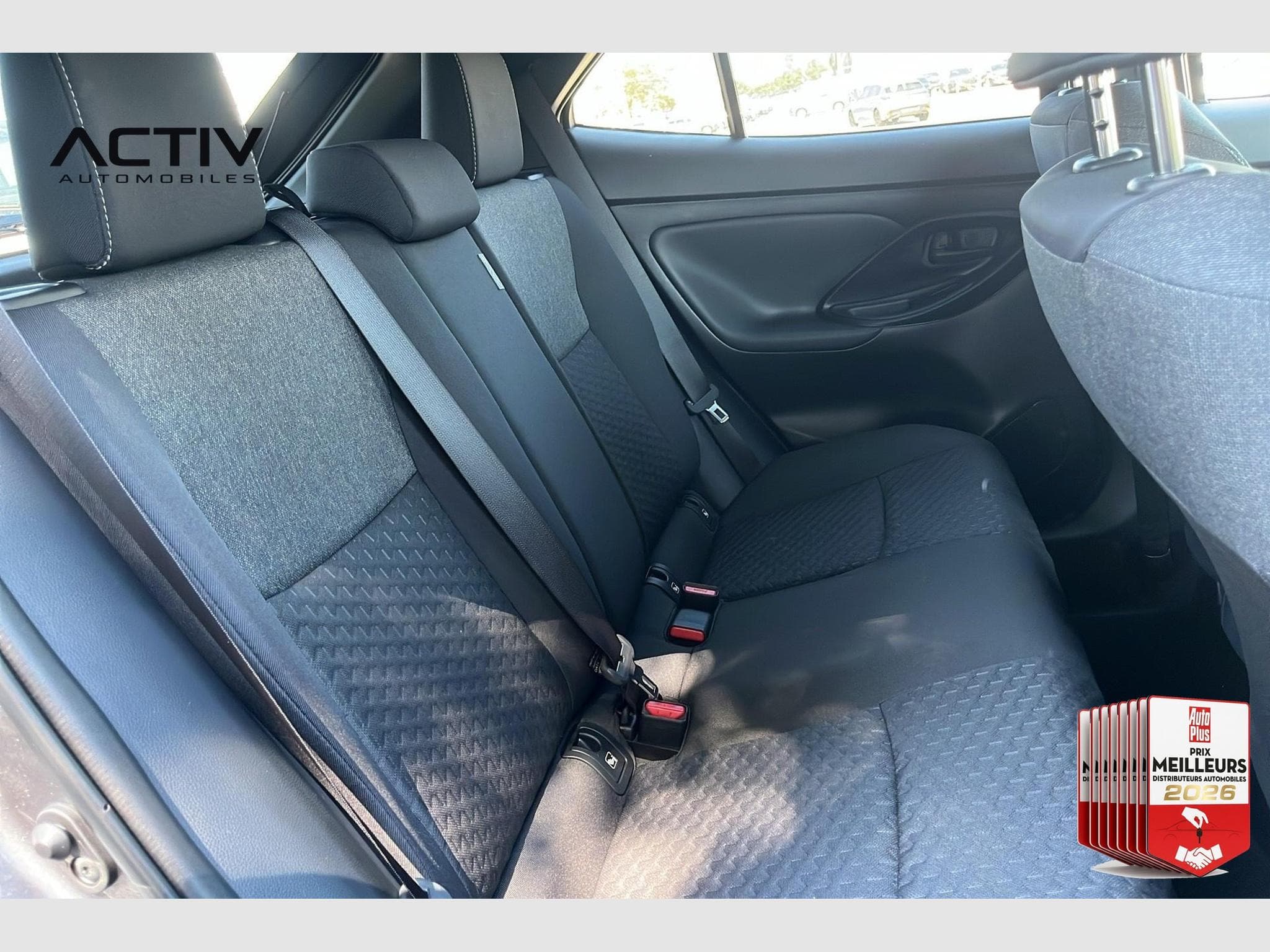 Toyota Yaris Cross 130h 2WD Design (2026) - Photo 10