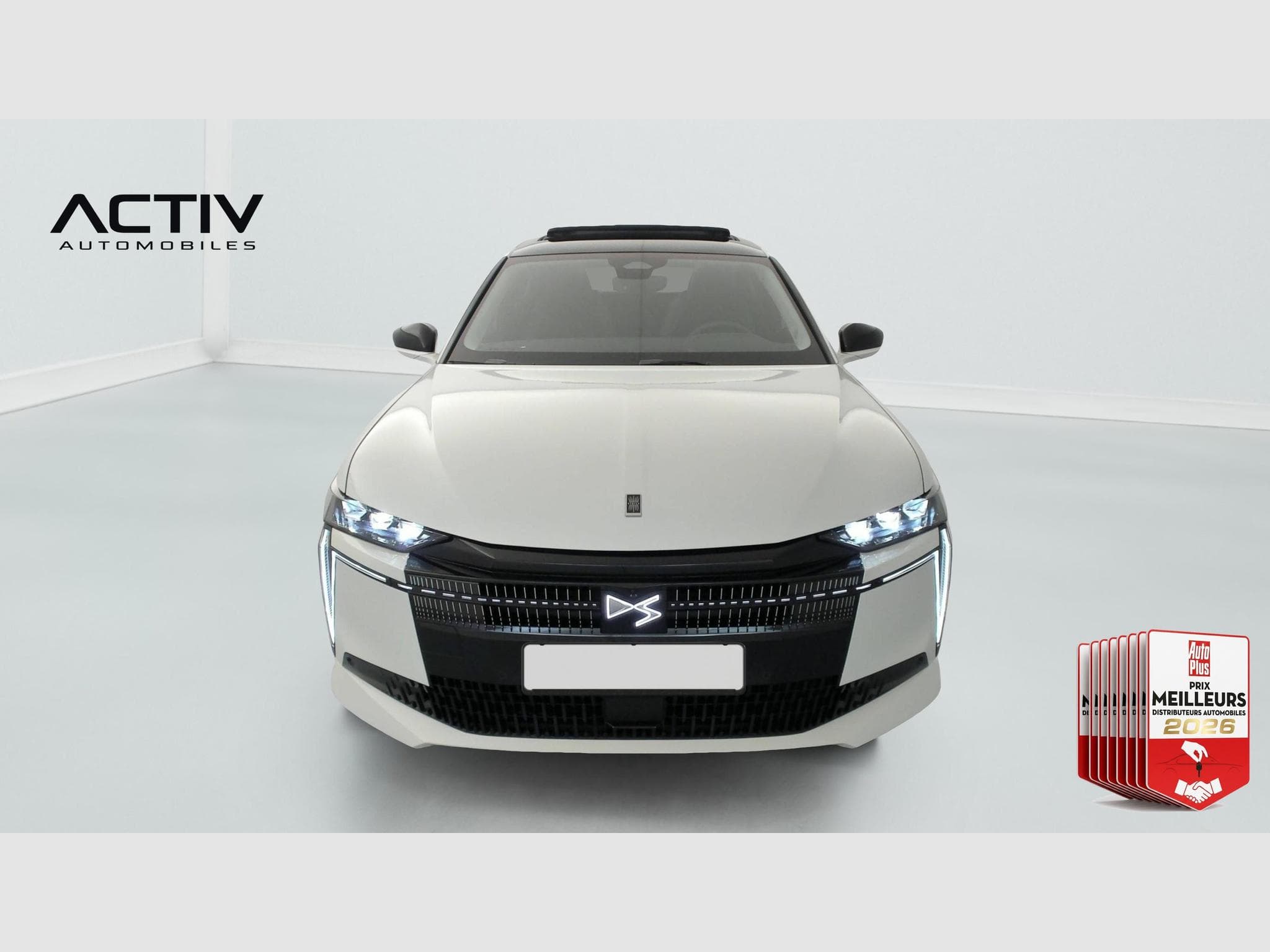 DS Automobiles DS4 Hybride 145 e-DCT6 Etoile - Alcantara (2026) - Foto 2