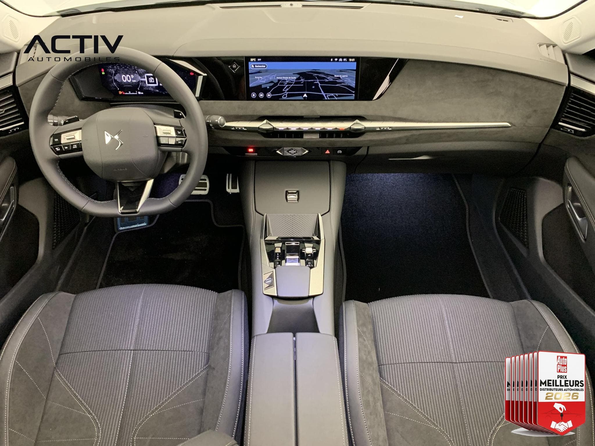 DS Automobiles DS4 Hybride 145 e-DCT6 Etoile - Alcantara (2026) - Foto 12