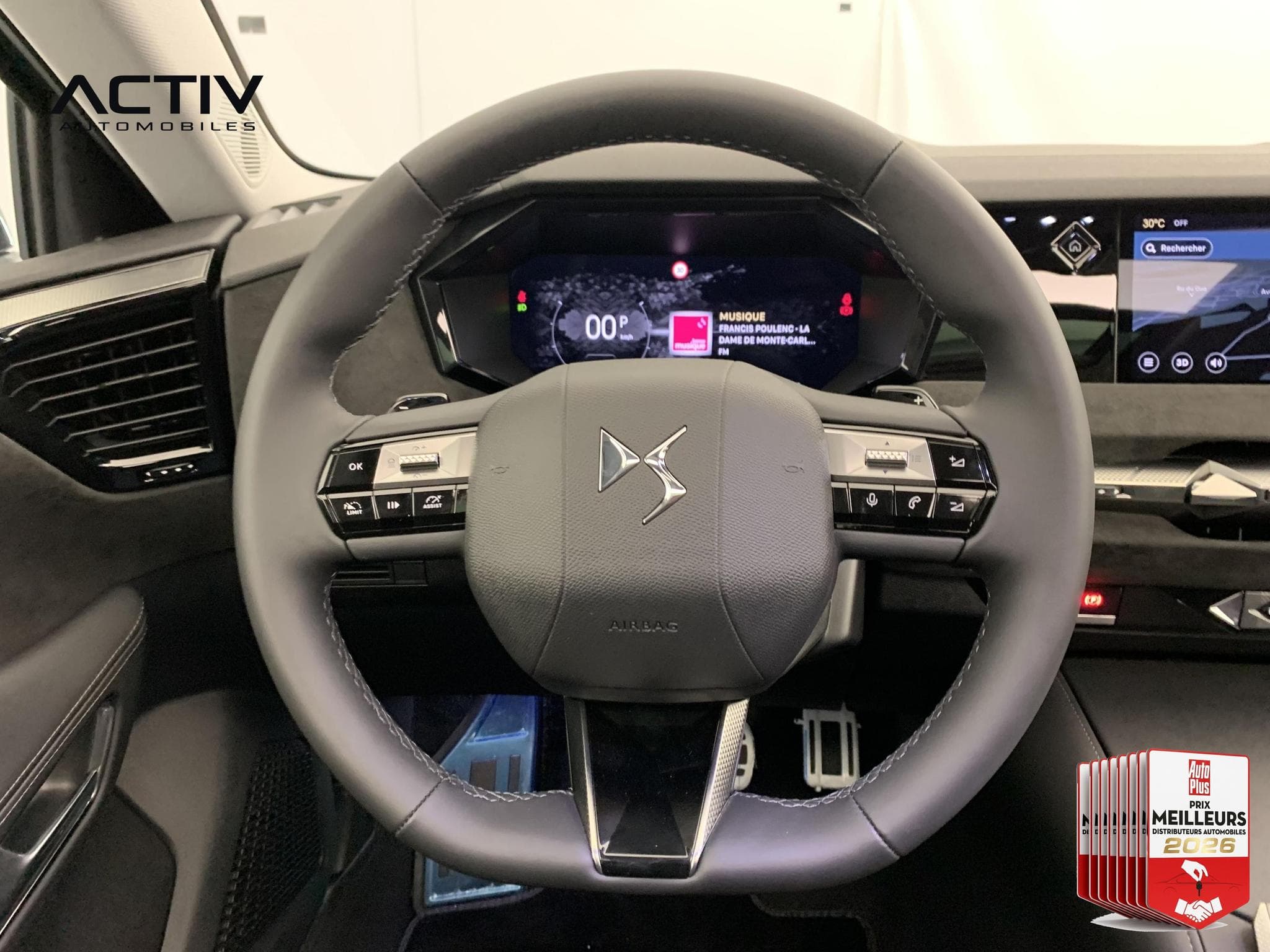 DS Automobiles DS4 Hybride 145 e-DCT6 Etoile - Alcantara (2026) - Foto 14