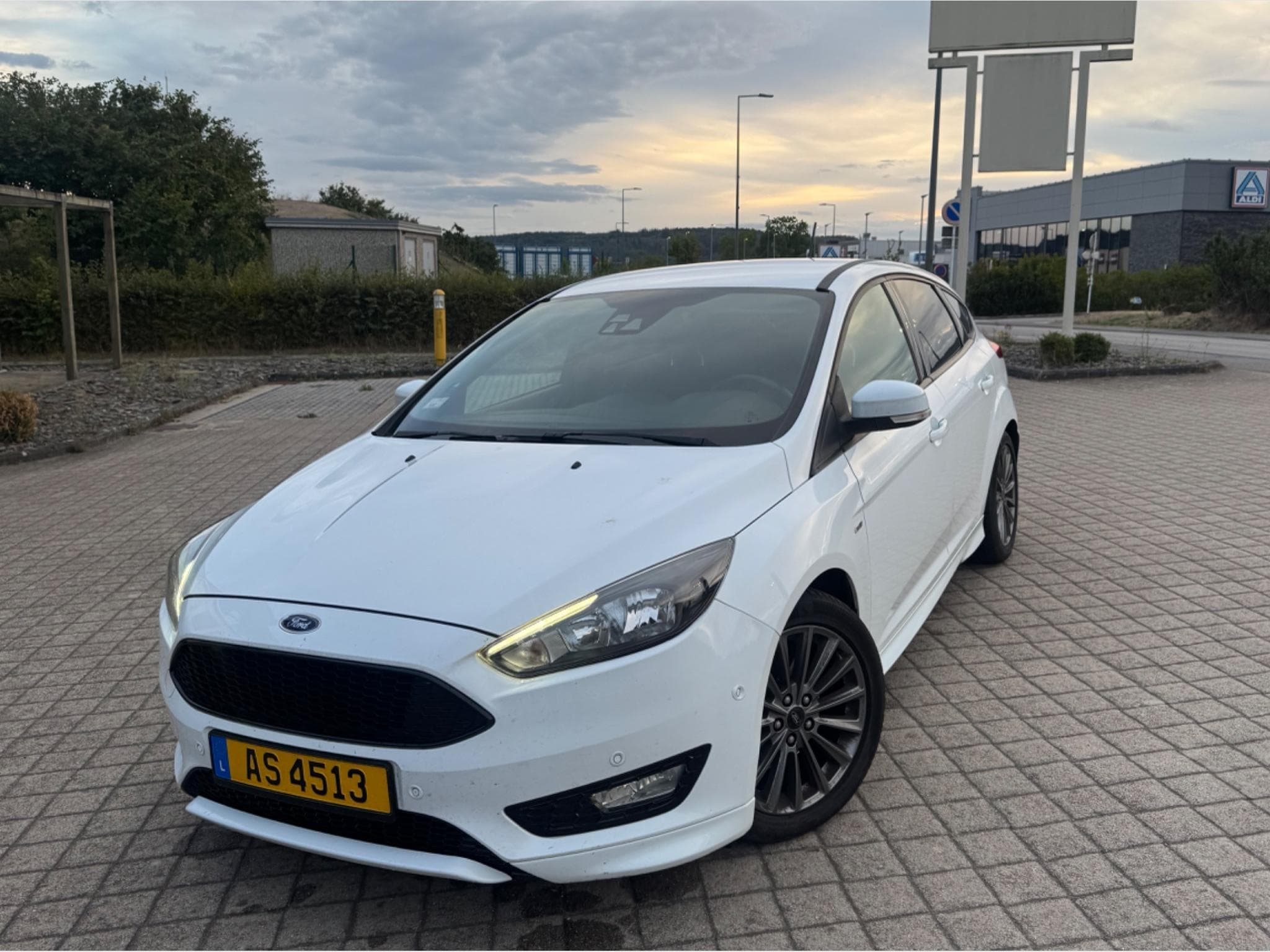 Ford Focus ST-Line (2018) - Photo 1