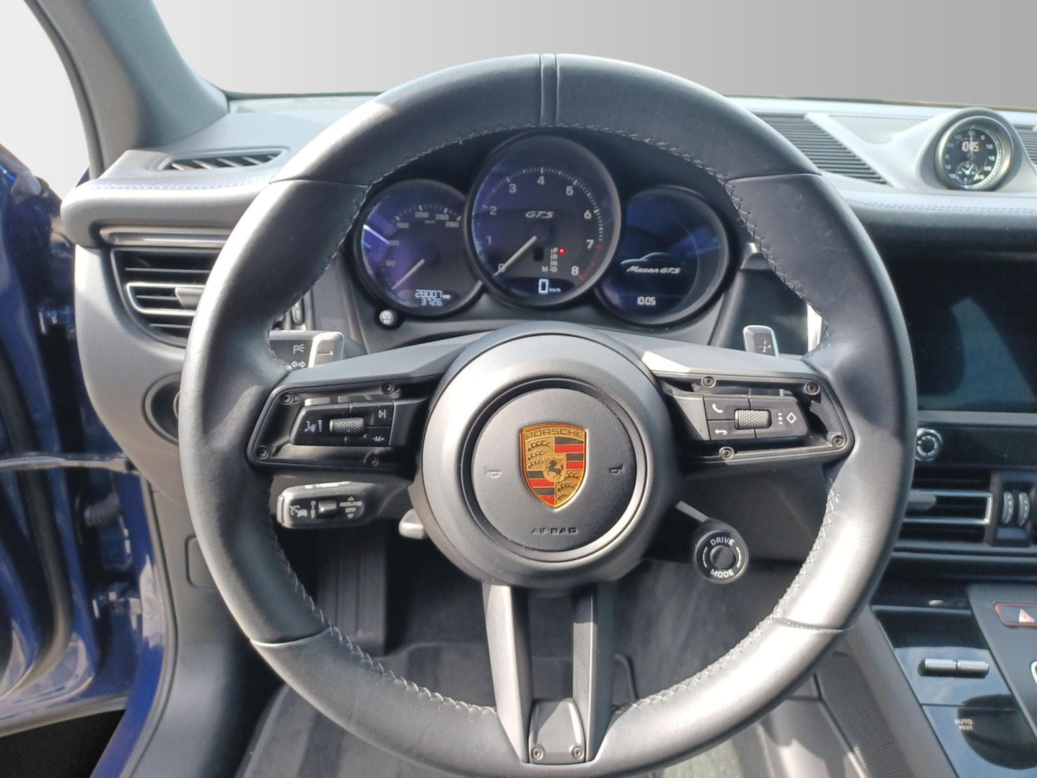 Porsche Macan GTS (2024) - Photo 11