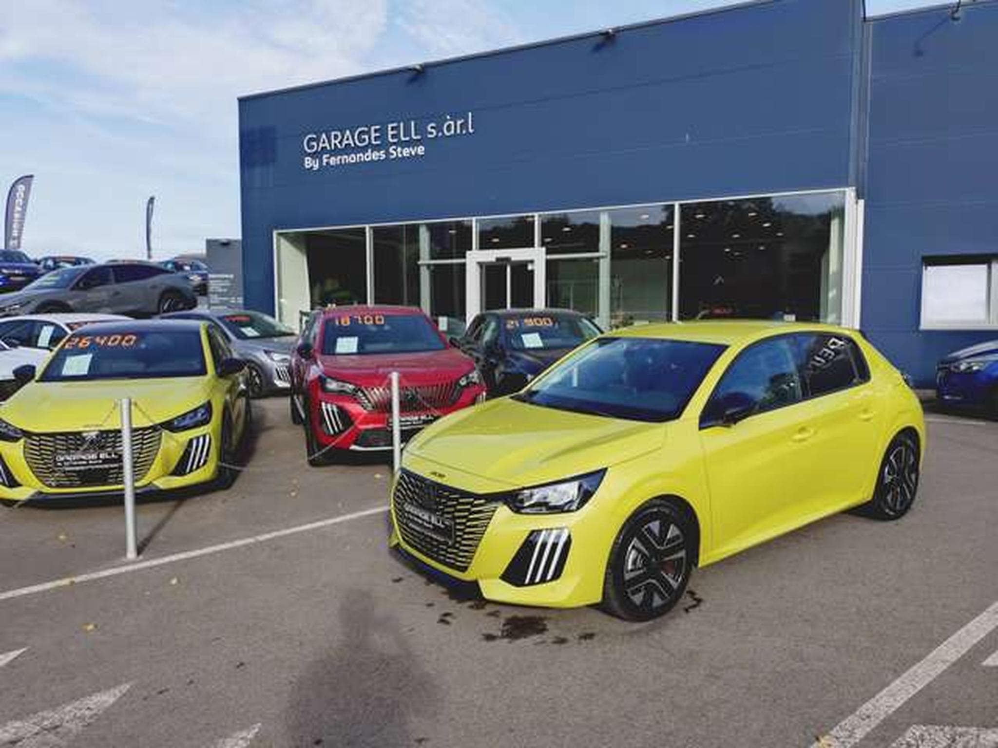 Peugeot 208 Allure (2024) - Photo 2