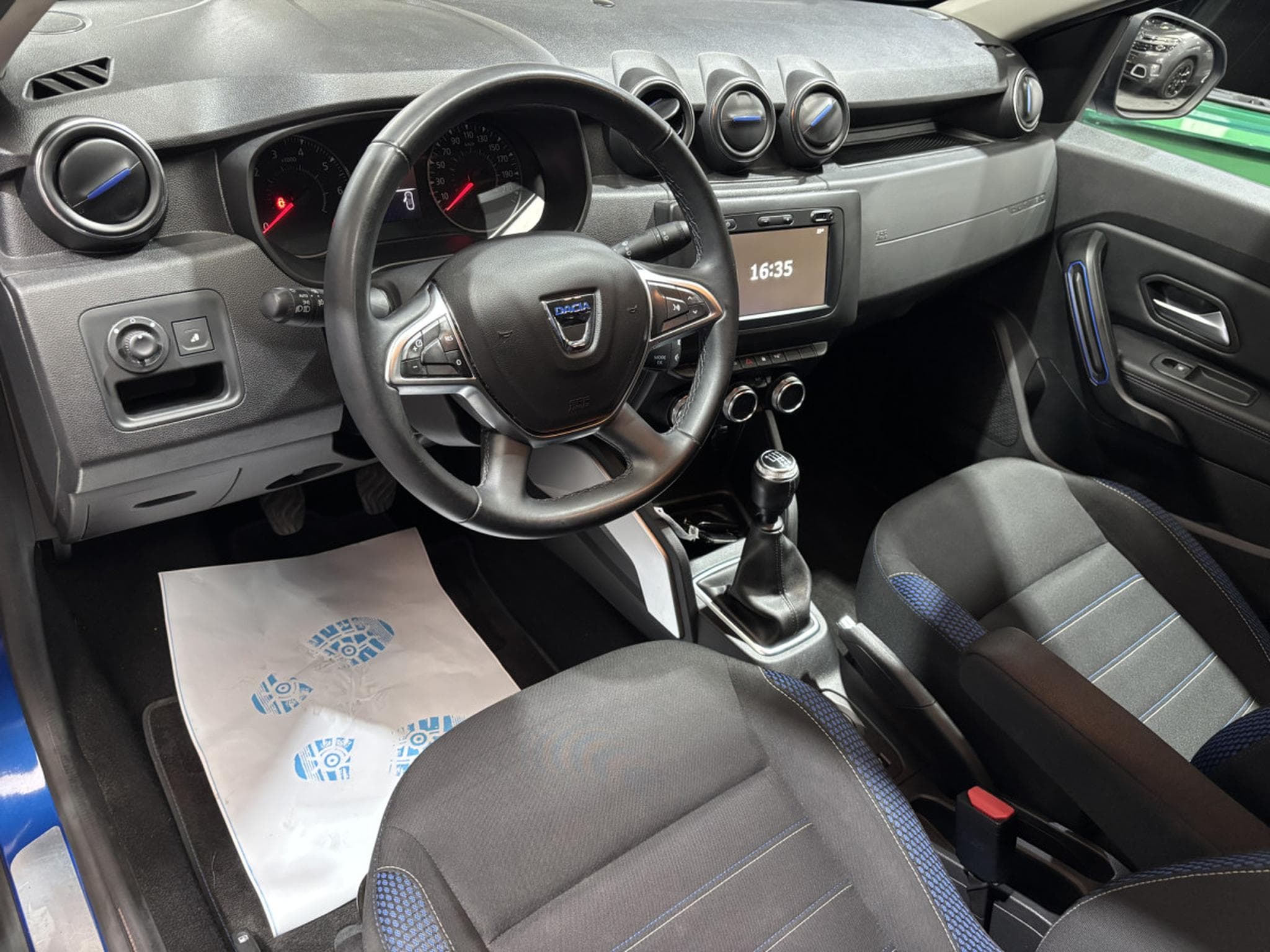 Dacia Duster 1.3 TCe ANNIVERSARY 2WD (2020) - Foto 10