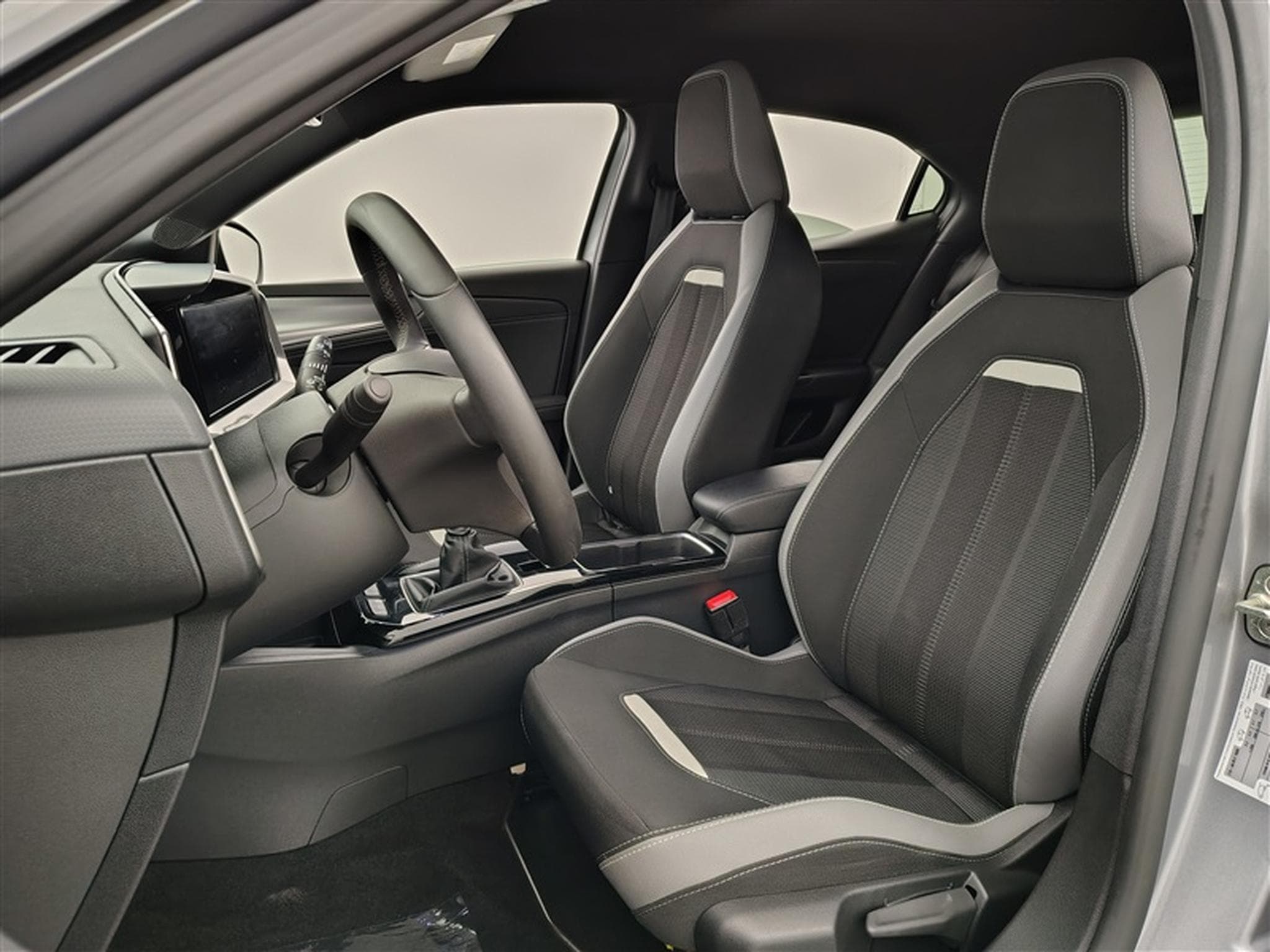 Opel Mokka 1.2 Turbo GS Line CARPLAY / FULL LED / CLIM (2024) - Photo 7