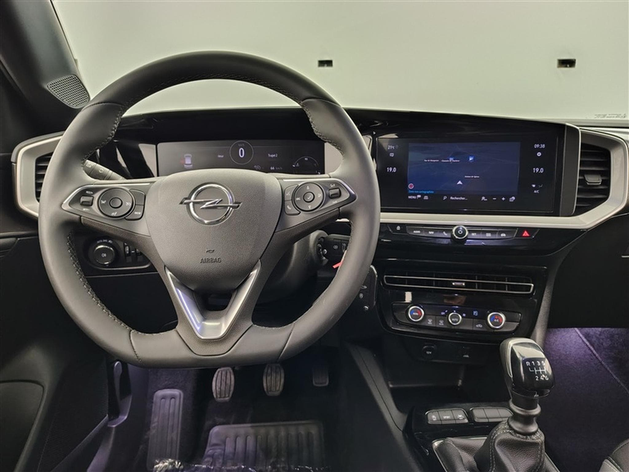 Opel Mokka 1.2 Turbo GS Line CARPLAY / FULL LED / CLIM (2024) - Photo 9