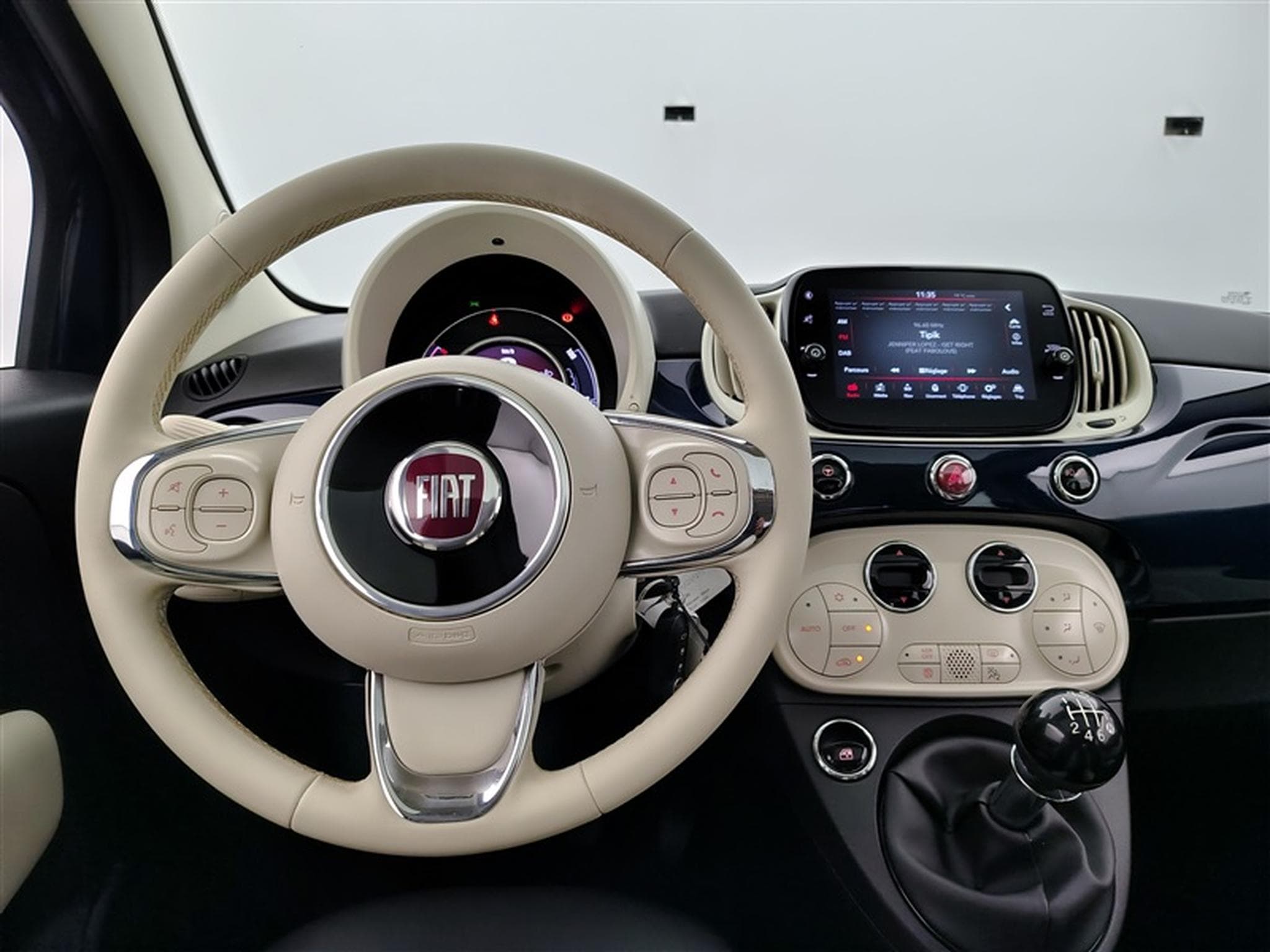 Fiat 500 1.0i MHEV Dolcevita *NAVI/T.PANO/PDC/CARPLAY/JA16* (2022) - Photo 9
