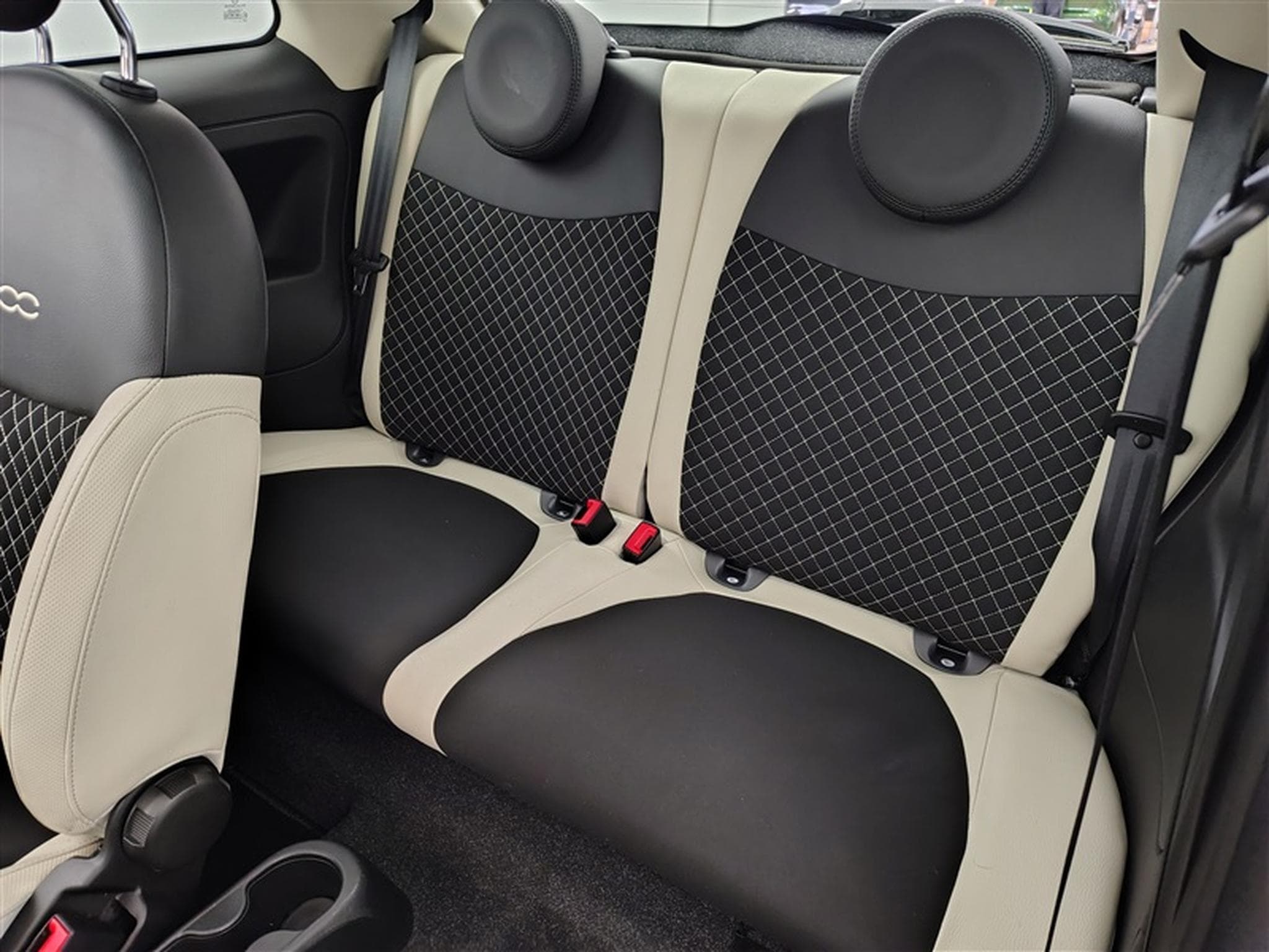 Fiat 500 1.0i MHEV Dolcevita *NAVI/T.PANO/PDC/CARPLAY/JA16* (2022) - Photo 13