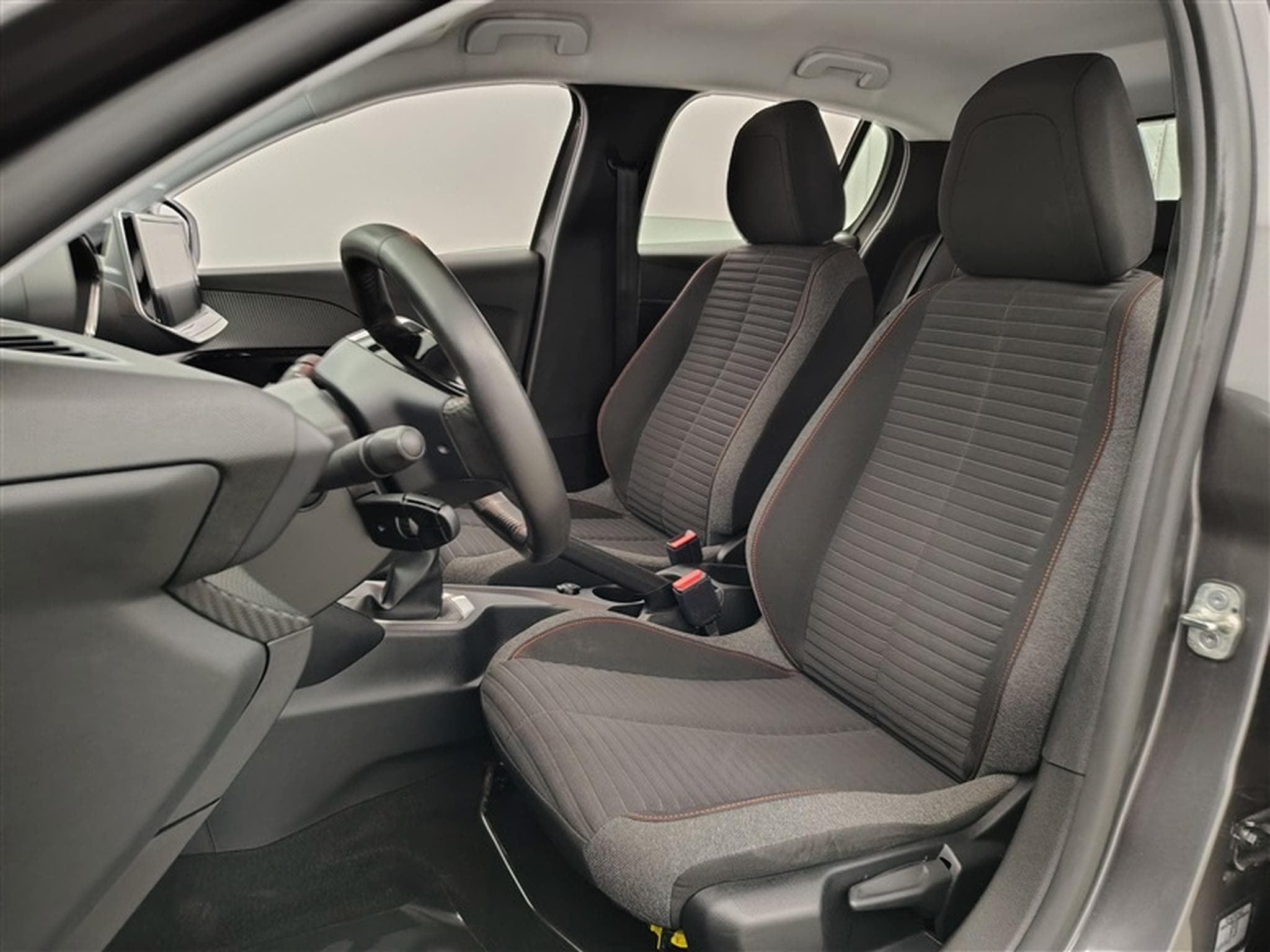 Peugeot 208 1.2i PureTech Active Pack (2023) - Photo 7