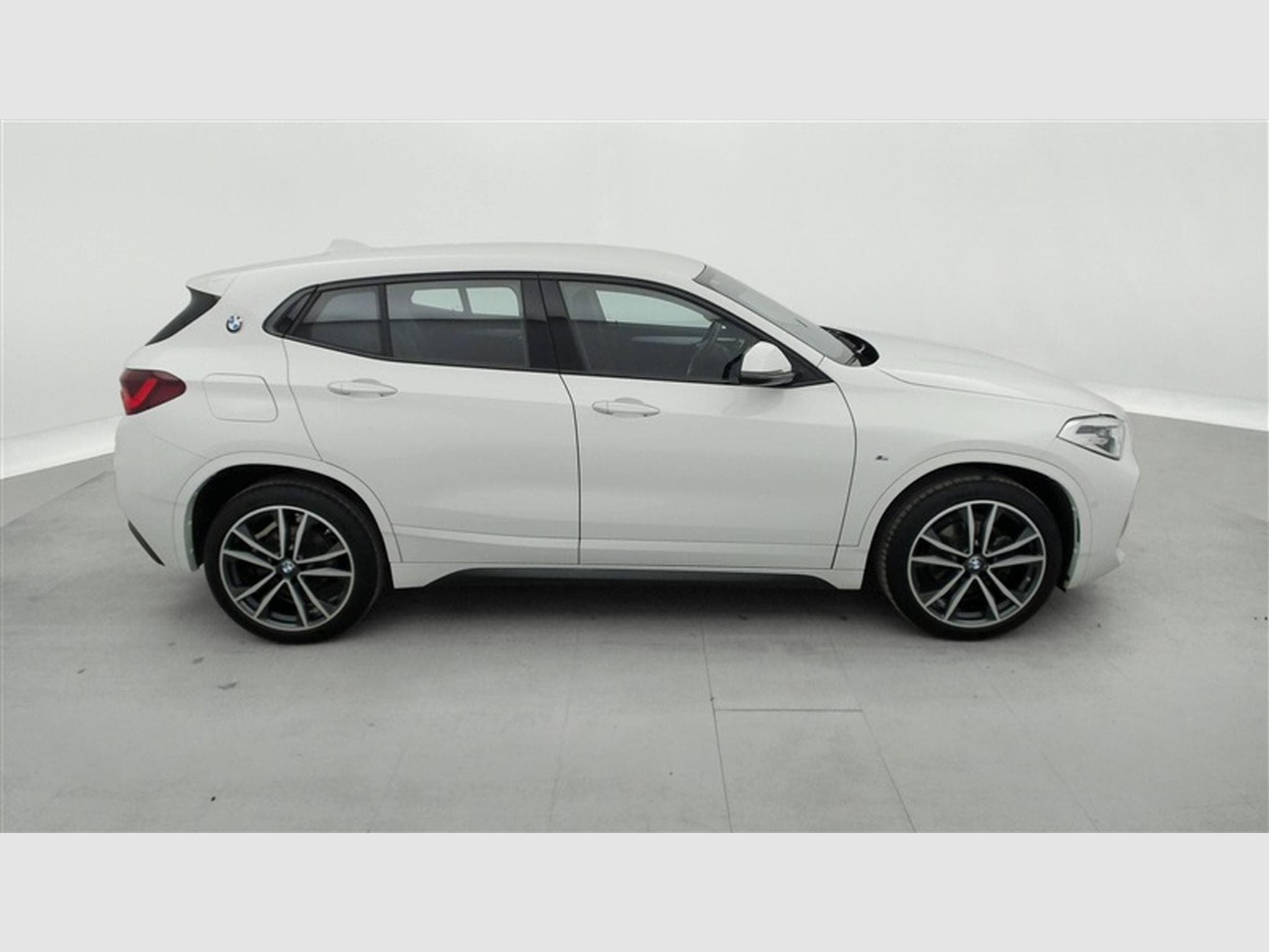 BMW X2 1.5iA sDrive18 Pack M S-CUIR / NAVI / CAMERA (2023) - Photo 24