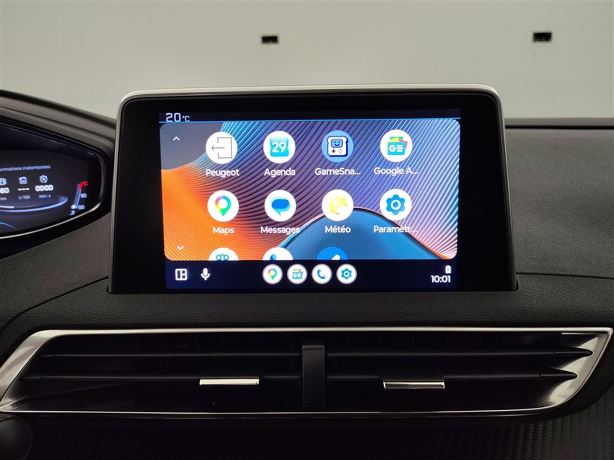 Peugeot 3008 1.2 PureTech Active NAVI/TO PANO/JA/PDC (2019) - Photo 21