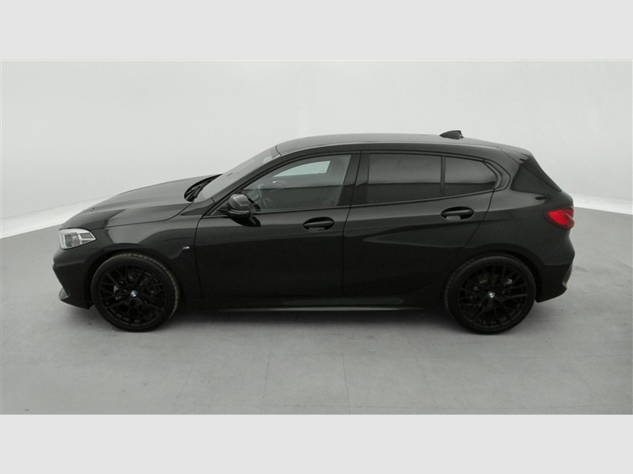 BMW 118 118iA Pack M NAVI / CAMERA / CARPLAY / SHADOW LINE (2022) - Photo 3