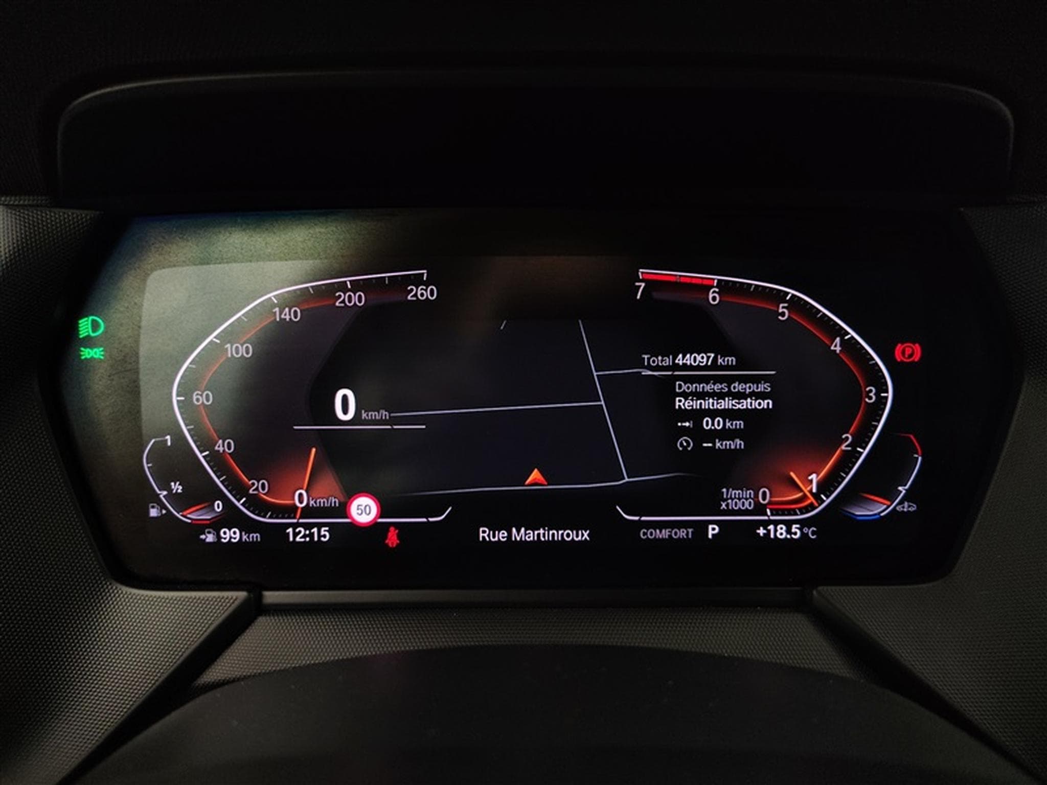 BMW 118 118iA Pack M NAVI / CAMERA / CARPLAY / SHADOW LINE (2022) - Photo 10