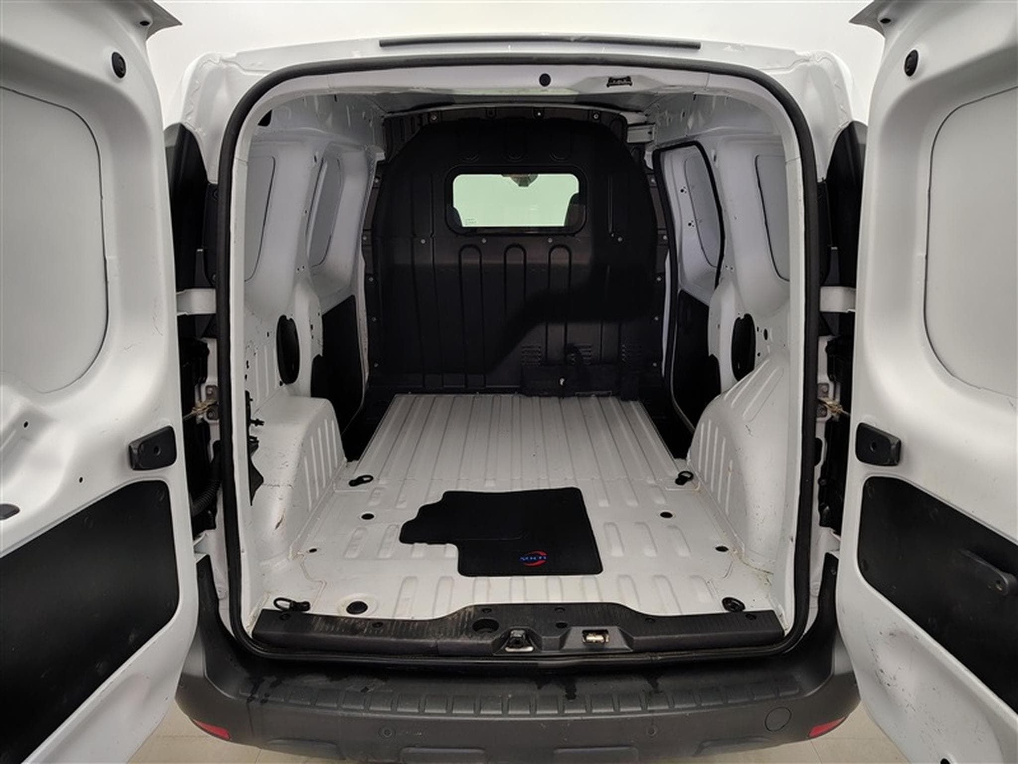 Renault Express 1.3 TCe 100Cv Extra CLIM / BLUETOOTH / PDC (2026) - Photo 13