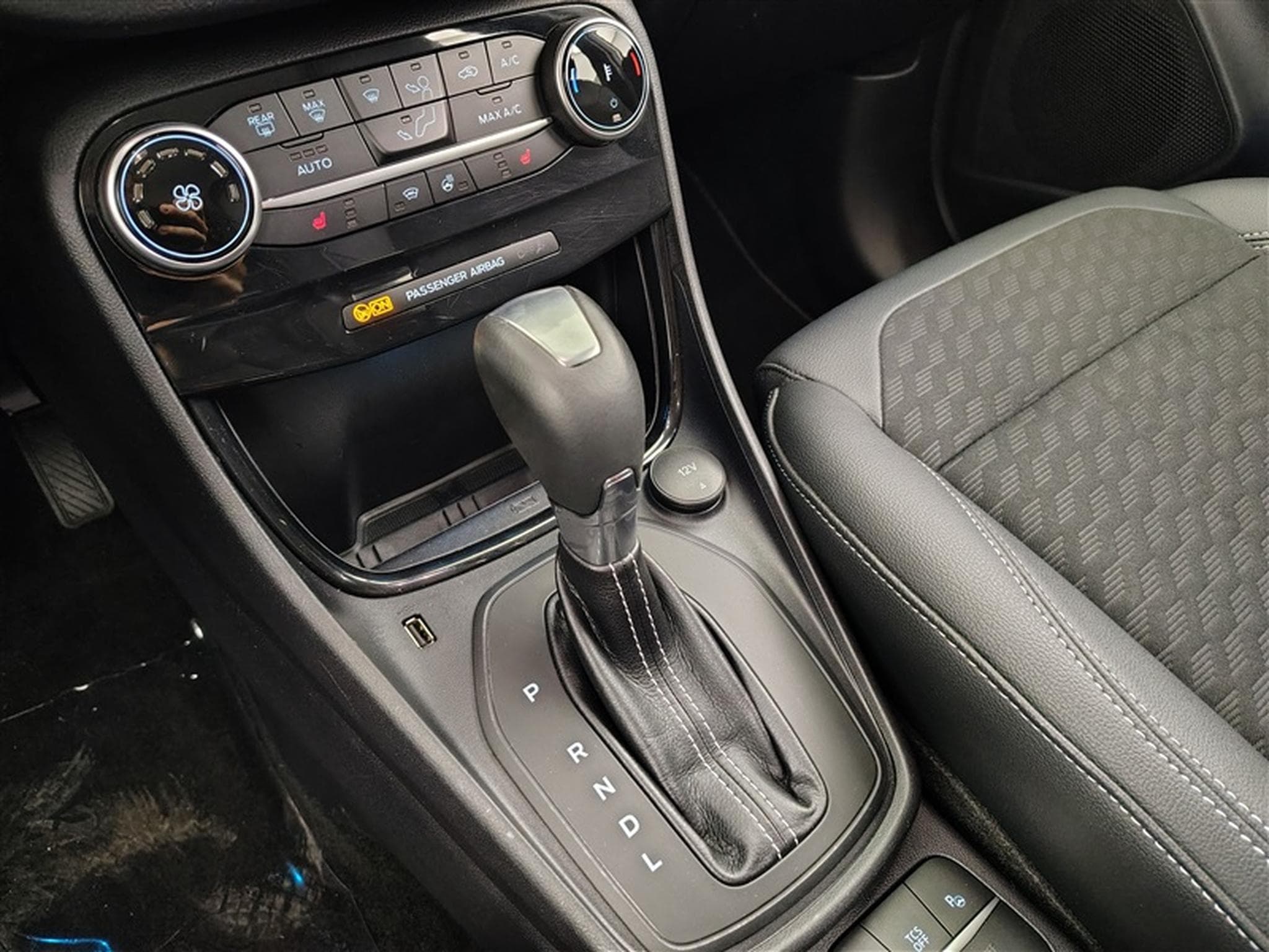 Ford Puma Titanium X 1.0 Eco Bost MEHV 125 CV (2022) - Photo 11