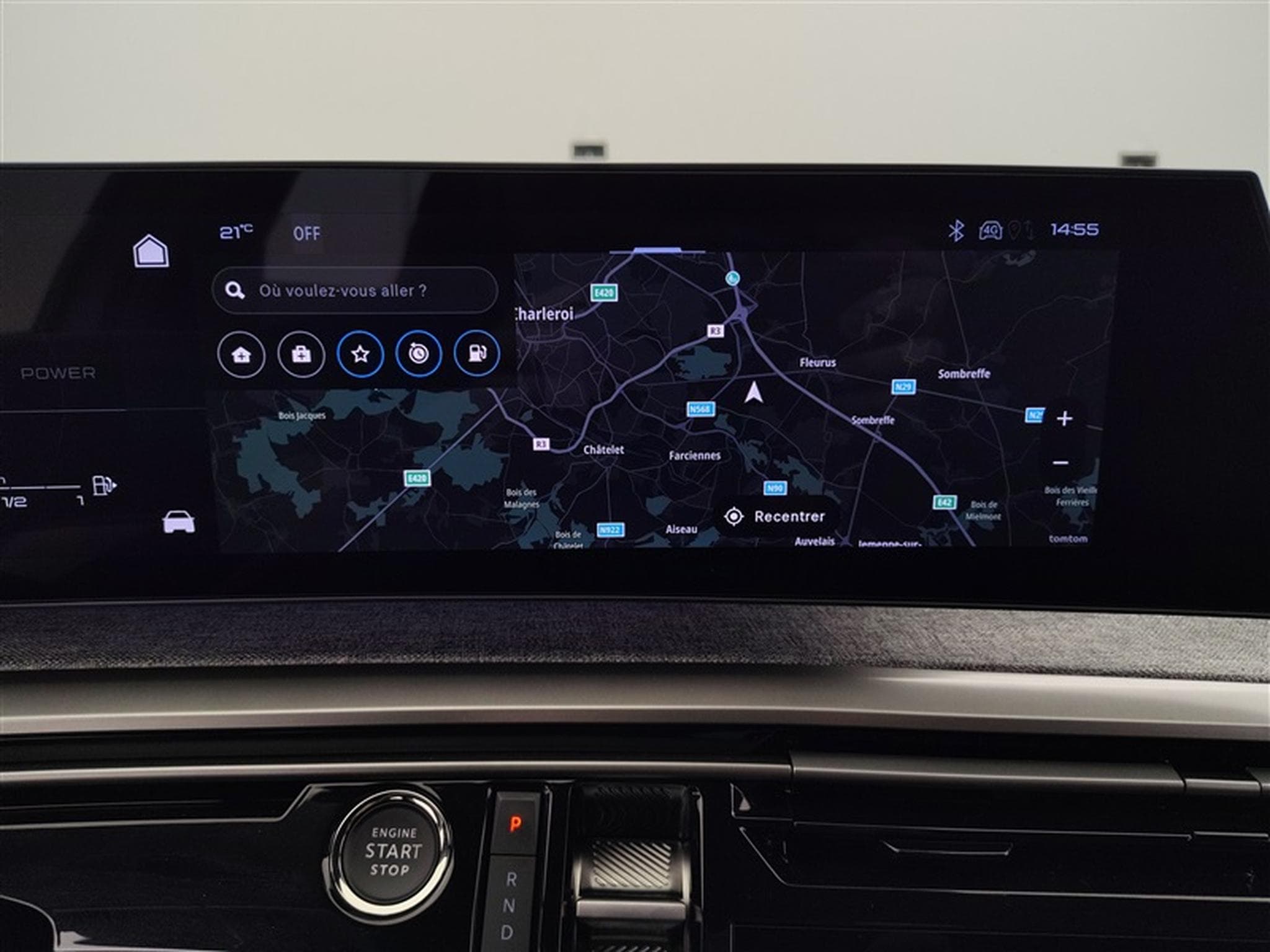 Peugeot 5008 1.2 HYBRID 145cv e-DSC6 Allure 7pl. NAVI / FULL LED / CAMERA (2025) - Photo 11