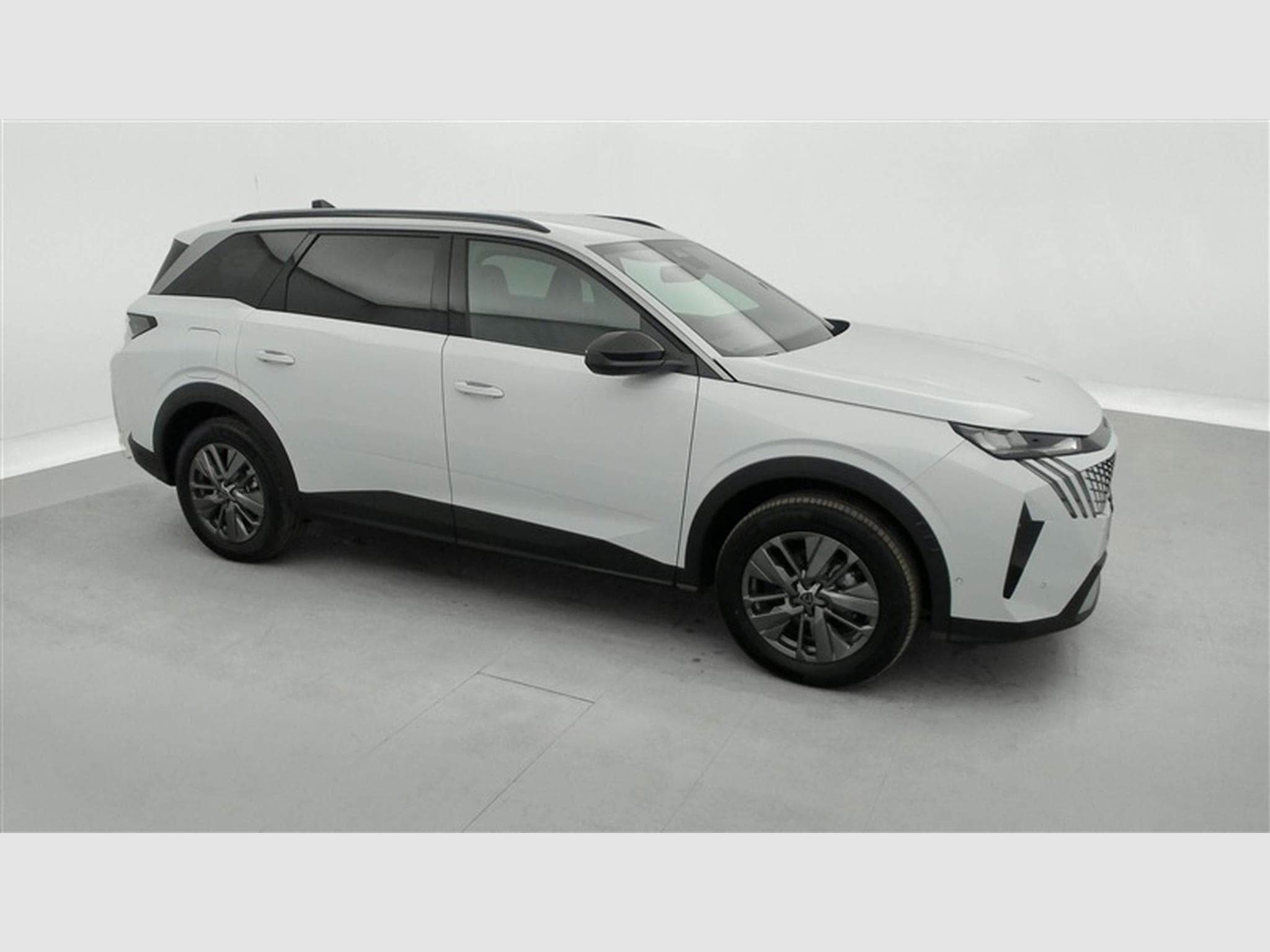 Peugeot 5008 1.2 HYBRID 145cv e-DSC6 Allure 7pl. NAVI / FULL LED / CAMERA (2025) - Photo 23