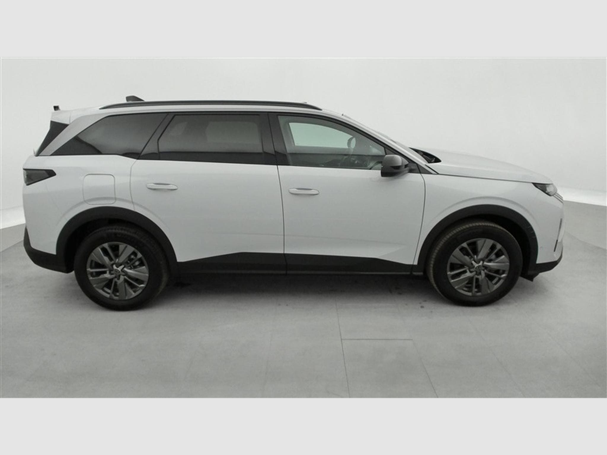 Peugeot 5008 1.2 HYBRID 145cv e-DSC6 Allure 7pl. NAVI / FULL LED / CAMERA (2025) - Photo 24