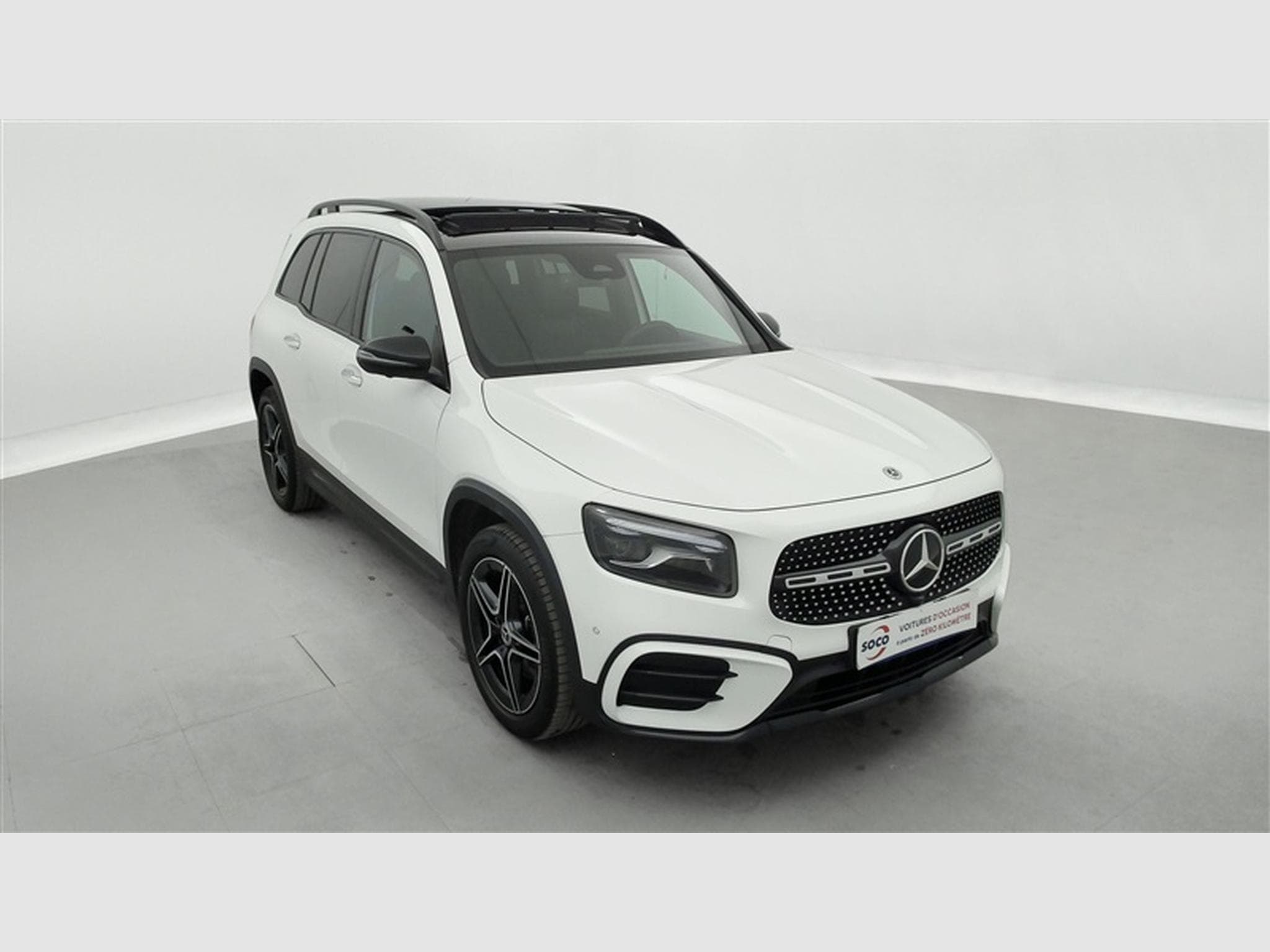 Mercedes GLB 180 180d AMG Line 7pl. NAVI / FULL LED / PANO / CAMERA 360° (2025) - Photo 24