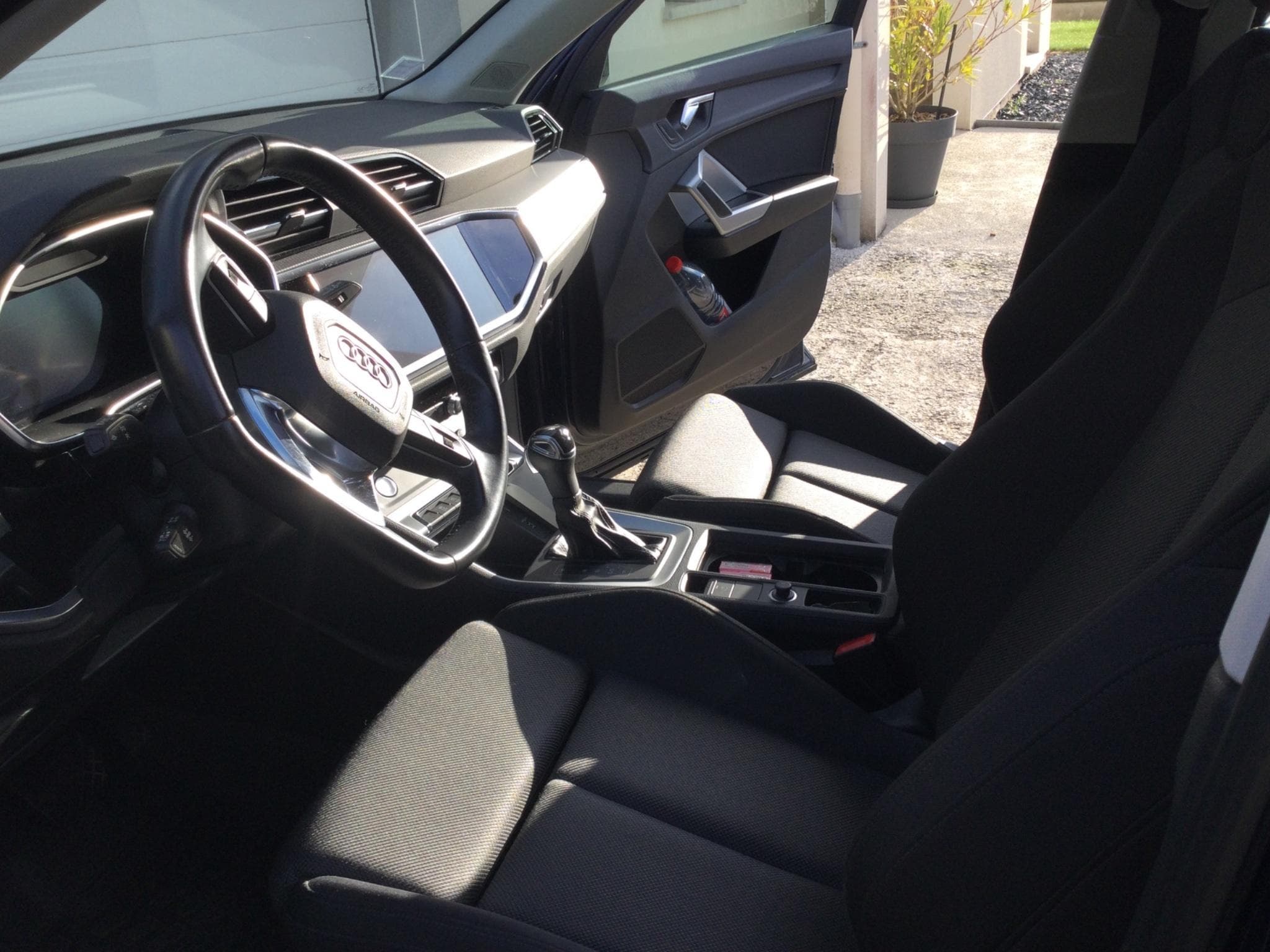 Audi Q3 Audi q3 35 TFSI 150 ch design S tronic 7 (2019) - Photo 3