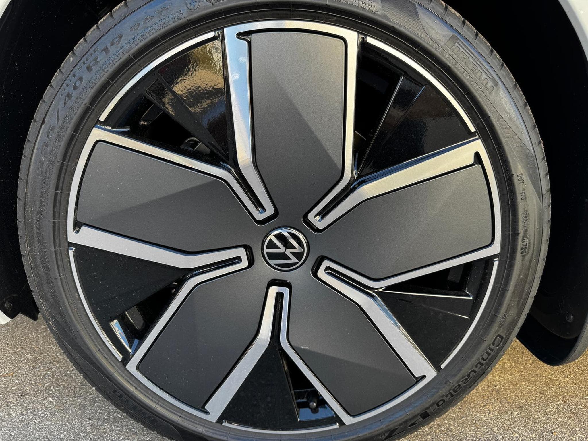 VW Passat Variant 1.5 TSI eHybrid 200 kW R-Line (2026) - Foto 5