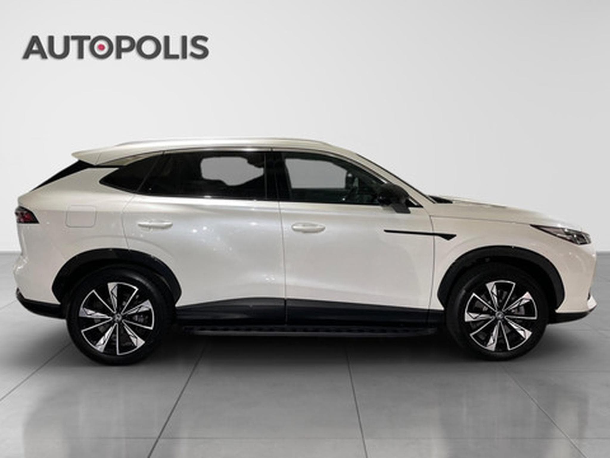 MG EHS 1.5T Luxury Plug-In (2024) - Photo 15