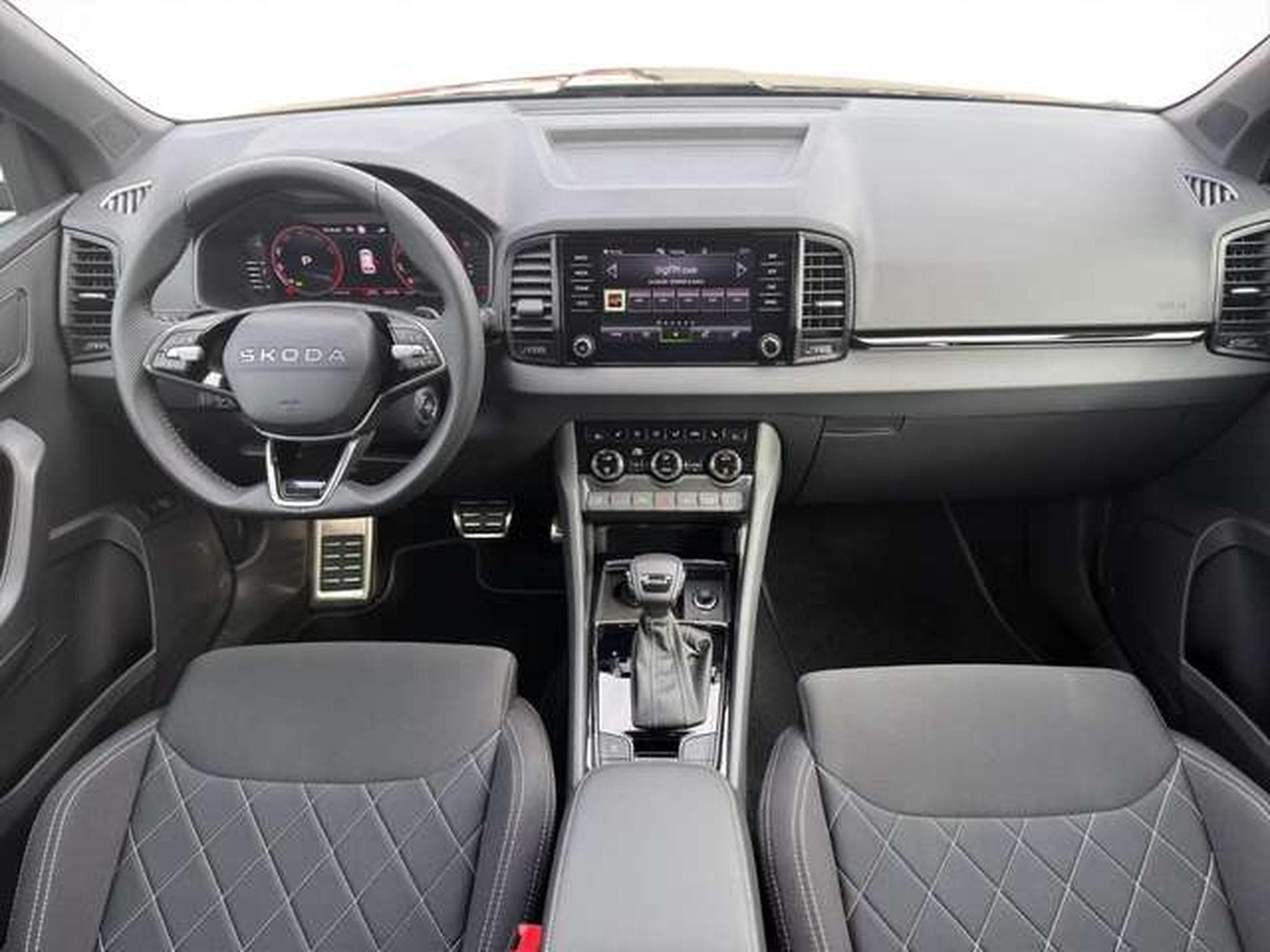 Skoda Karoq Sportline DSG/ACC/Matrix/AHK/Side/5-J Gara (2026) - Photo 13
