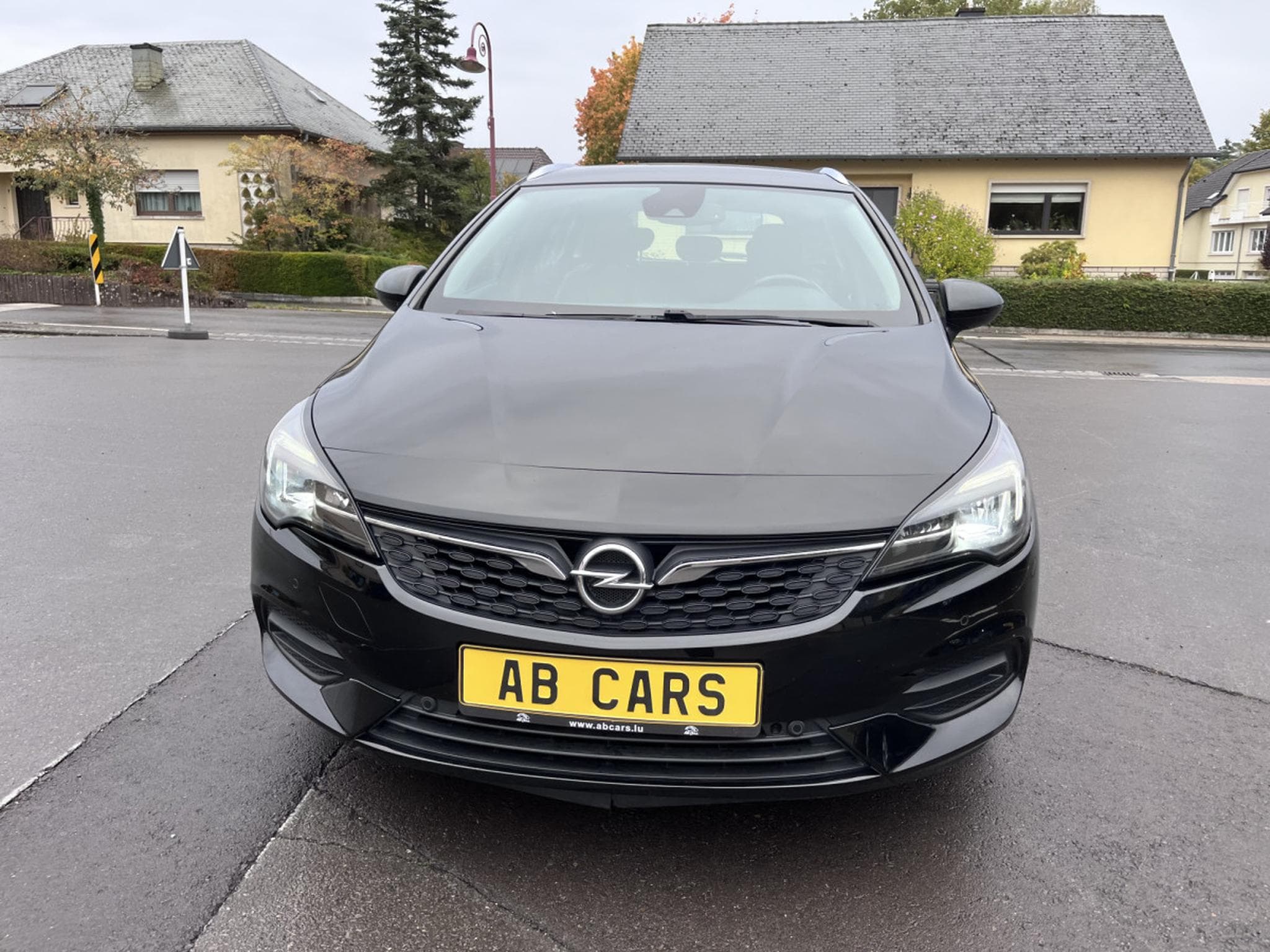 Opel Astra Astra K Sports Tourer 1.5d Cuir Navi CarPlay AHK Bose (2021) - Photo 2