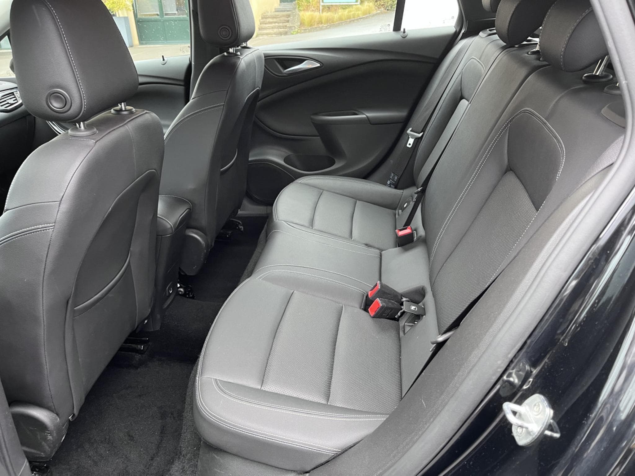 Opel Astra Astra K Sports Tourer 1.5d Cuir Navi CarPlay AHK Bose (2021) - Photo 10