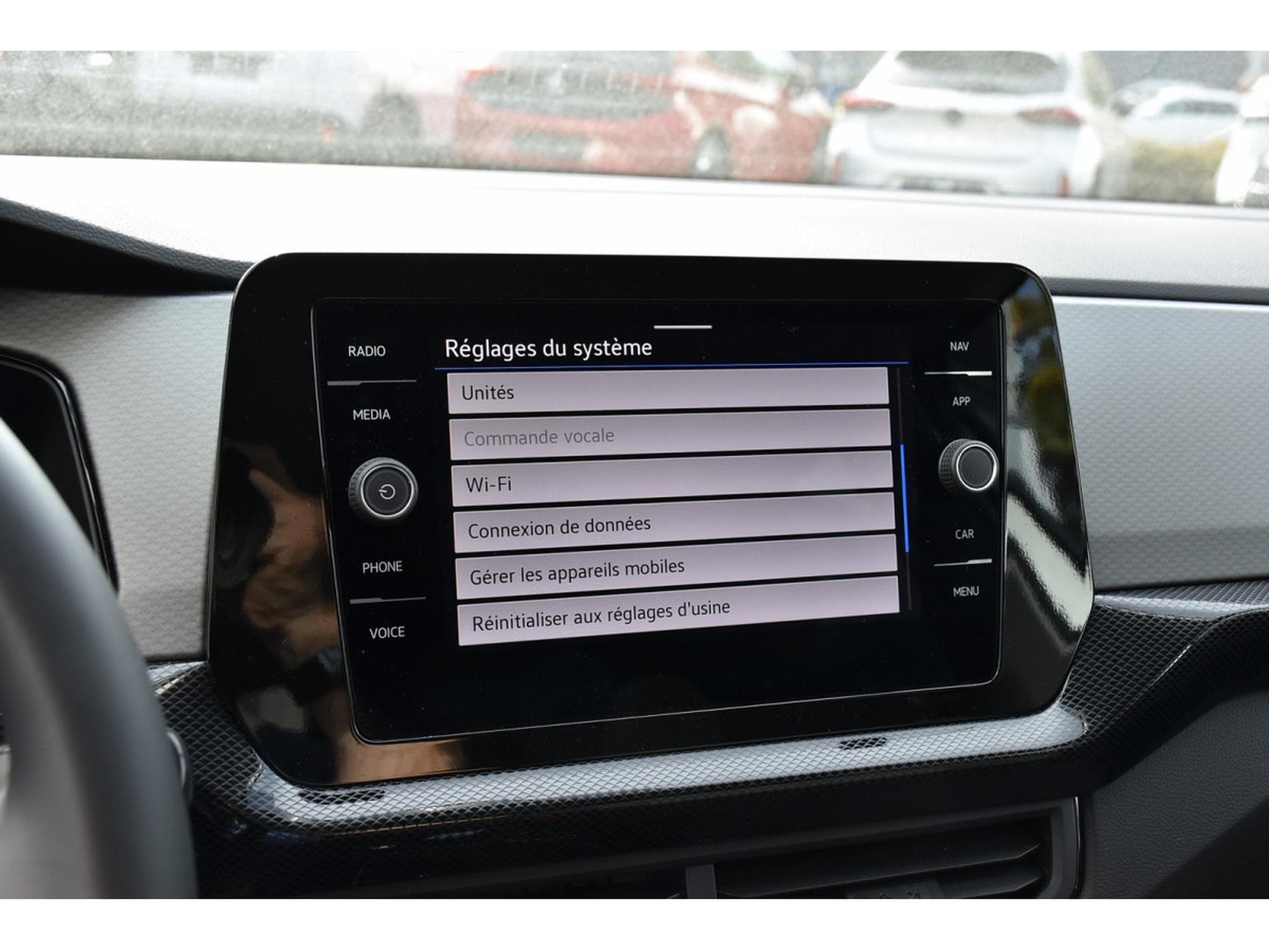 VW T-Cross 1.0 TSI Life DSG ACC TRAVEL SIDE GPS KEYLESS CAM 1° MAIN (2025) - Photo 13