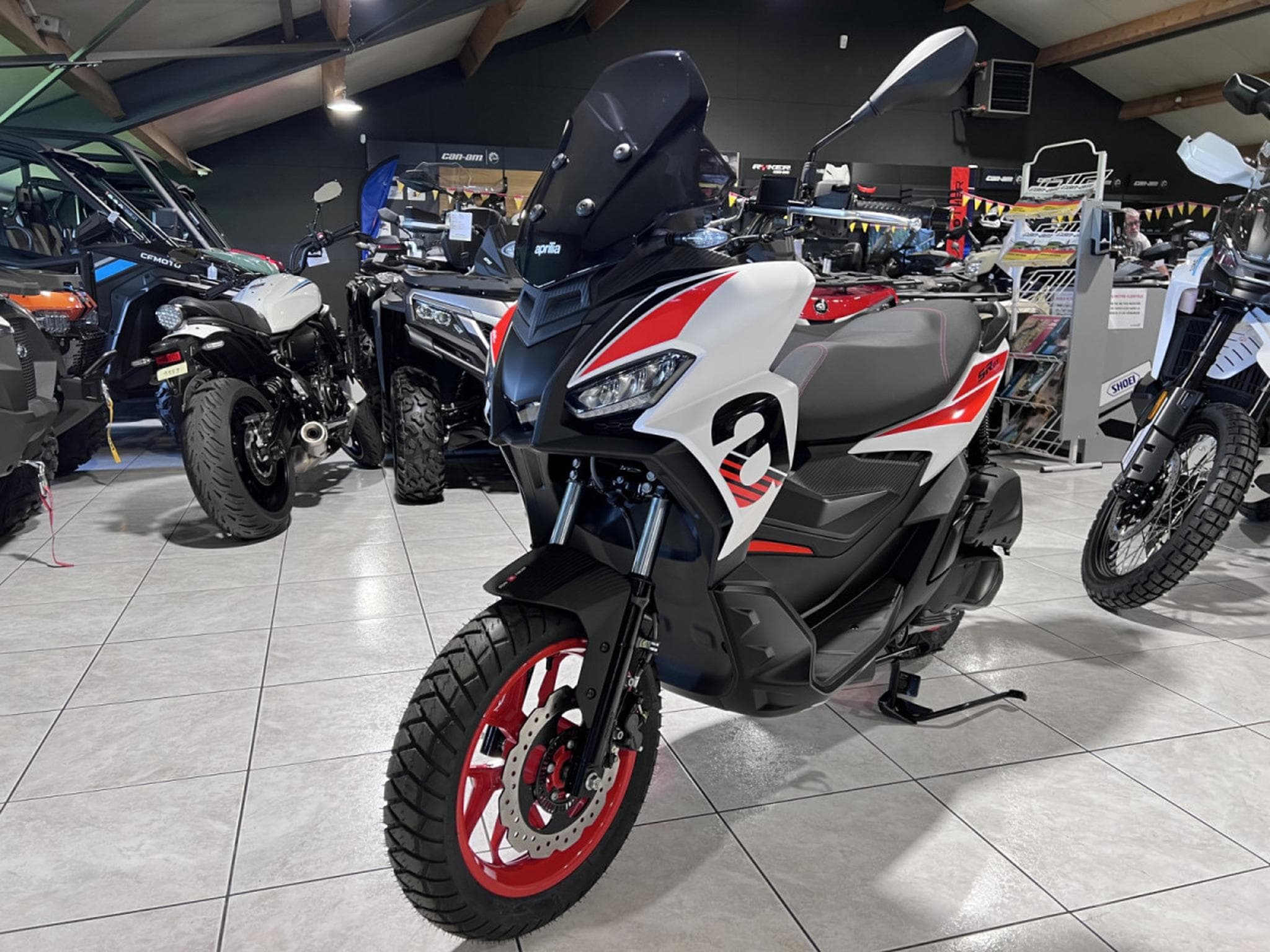 Aprilia SR GT SPORT BLANC (2026) - Photo 3