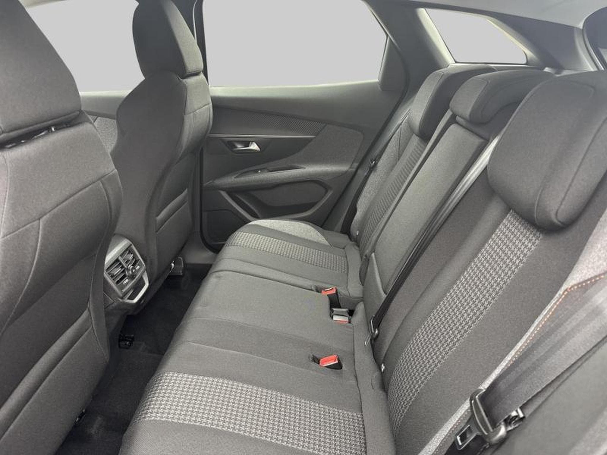 Peugeot 3008 II Active Pack (2023) - Foto 12