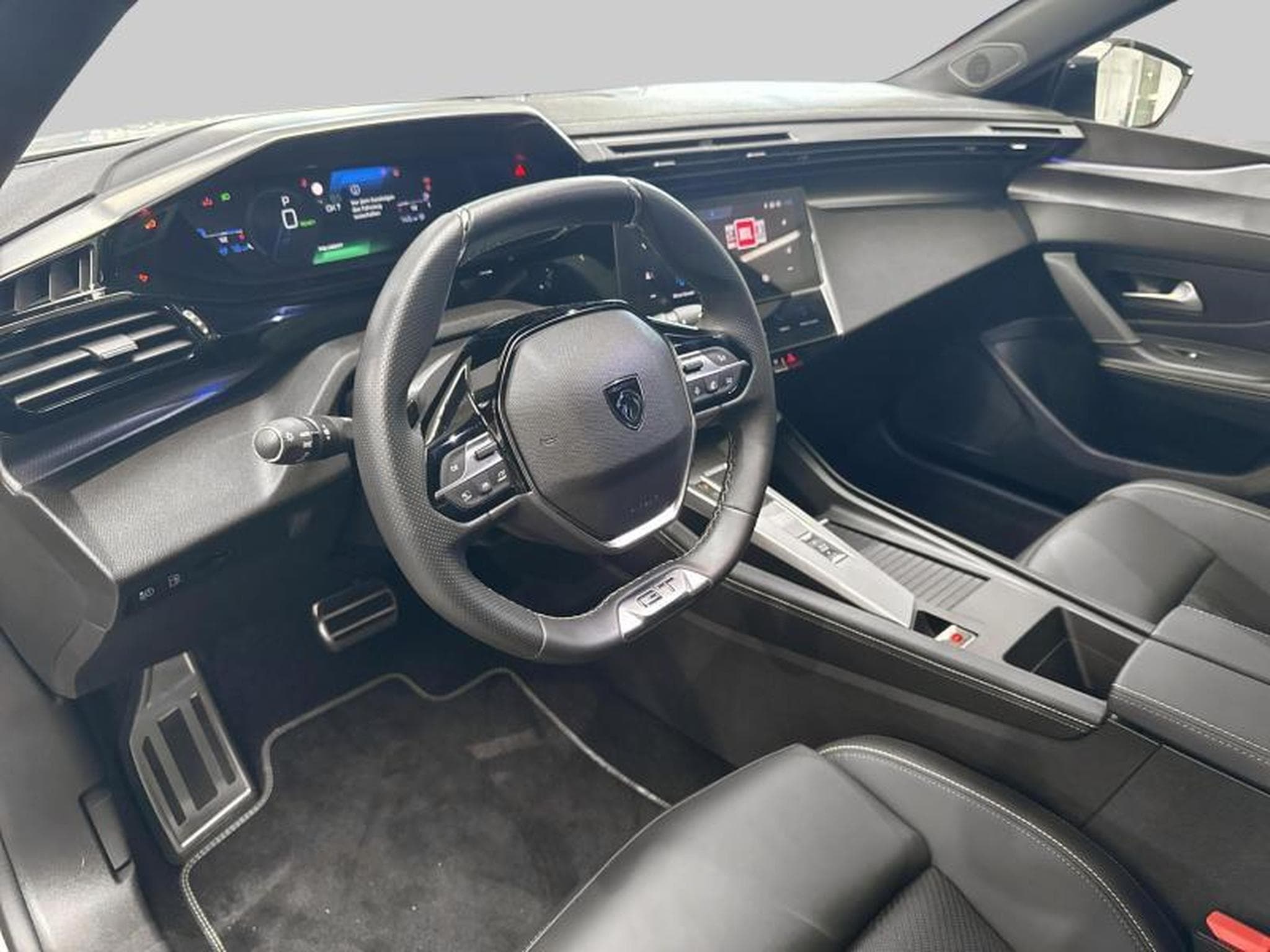 Peugeot 308 GT Hybride (2024) - Photo 11