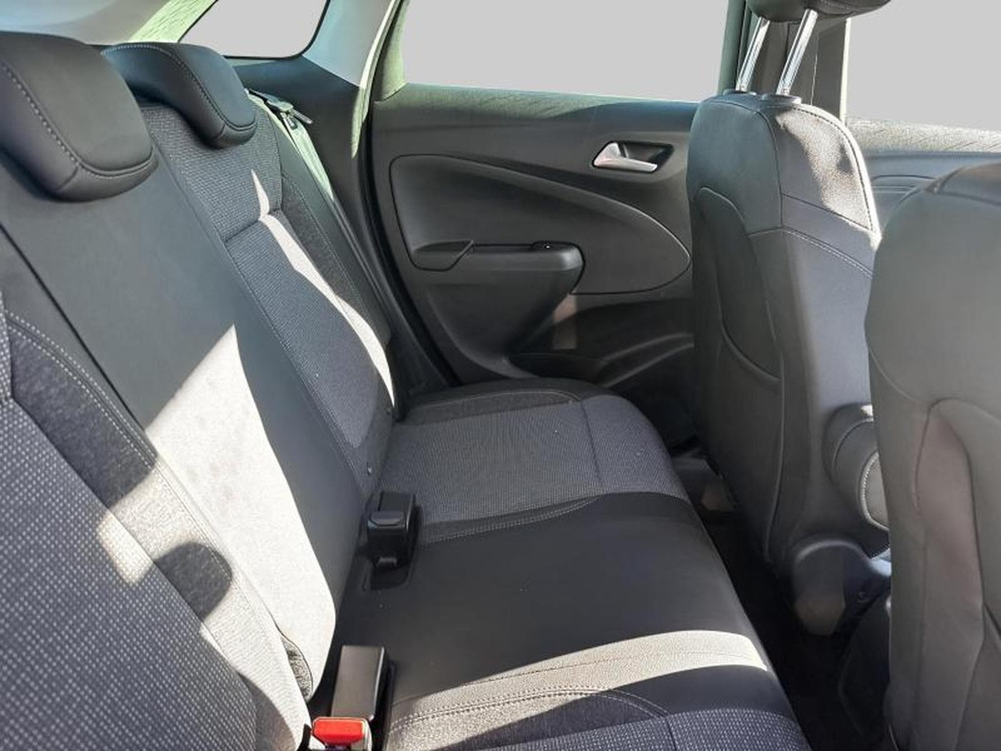 Opel Crossland Elegance (2023) - Foto 10