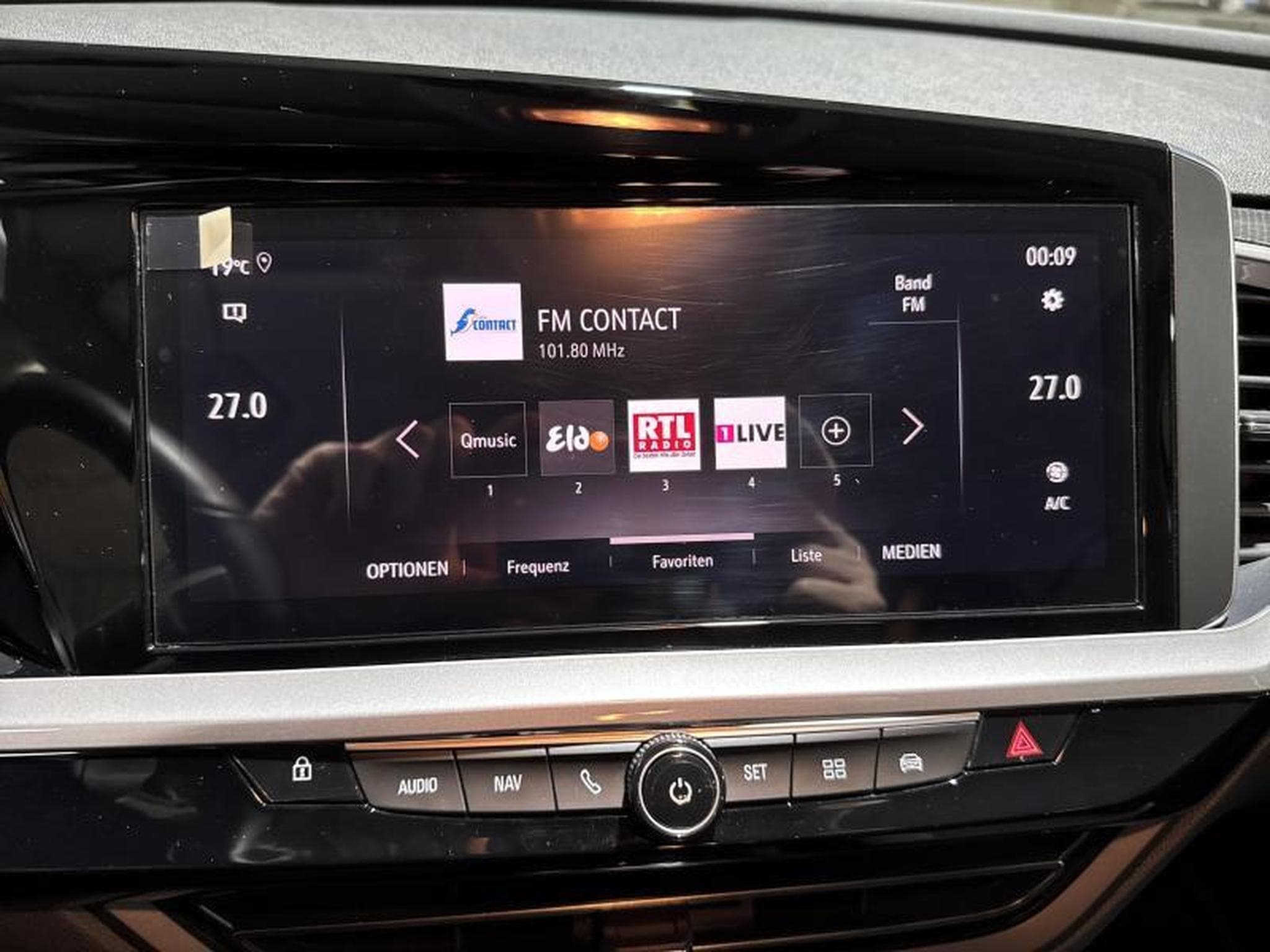 Opel Grandland Business Elegance (2023) - Foto 18