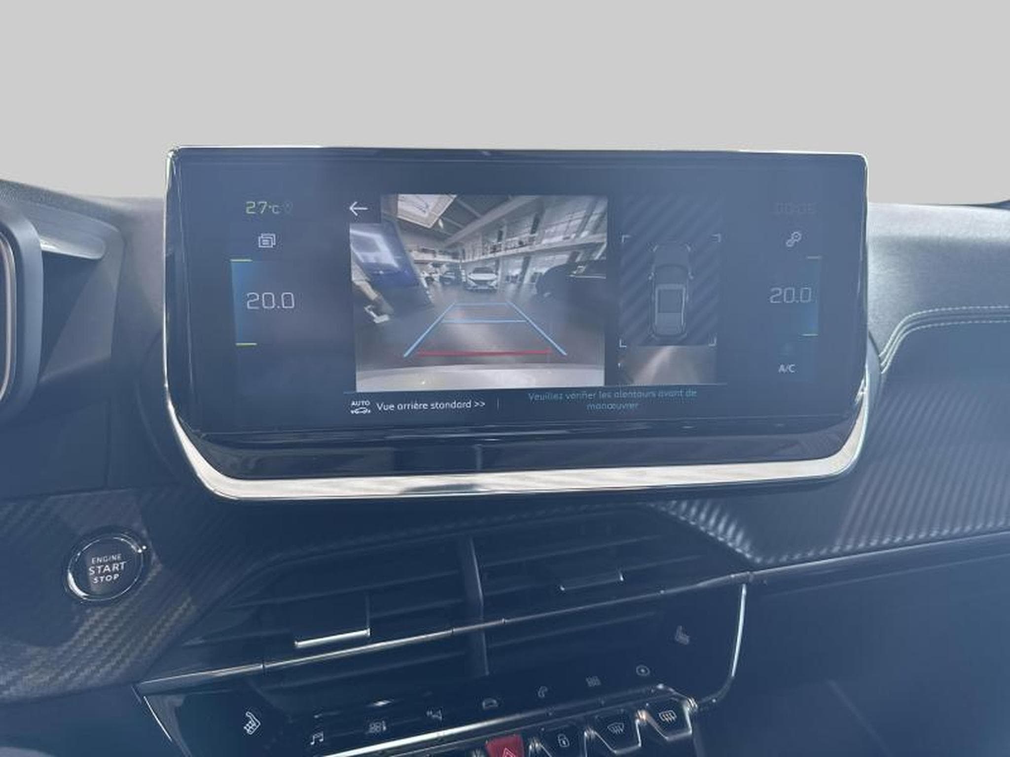 Peugeot 2008 II GT (2021) - Photo 17