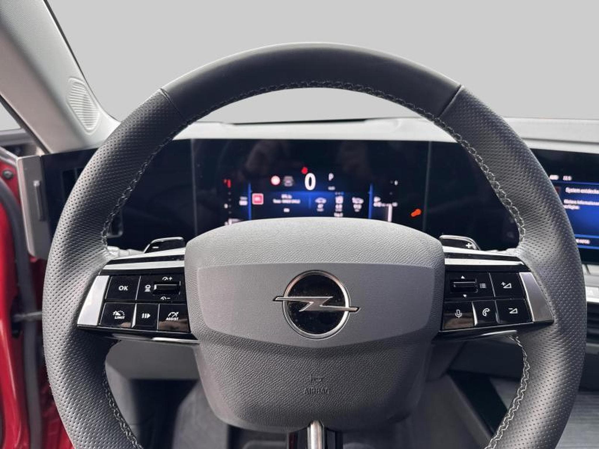Opel Astra Elegance EAT8 (2023) - Foto 14