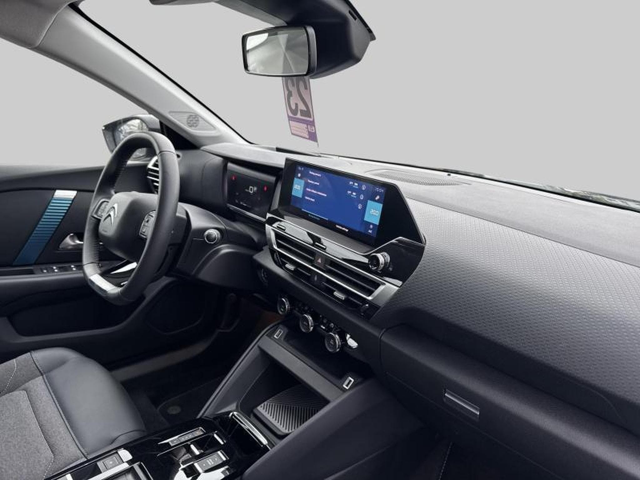 Citroën C4 Shine (2023) - Photo 9