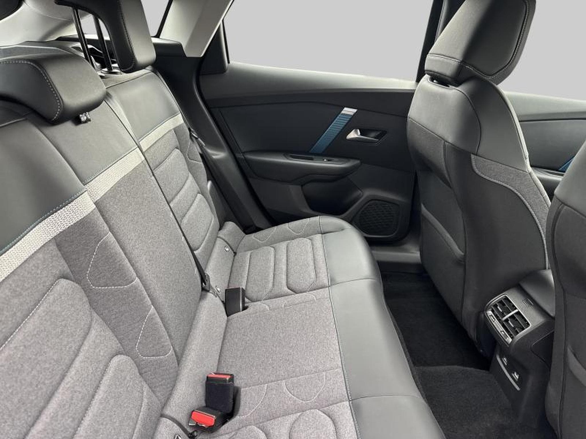 Citroën C4 Shine (2023) - Photo 10