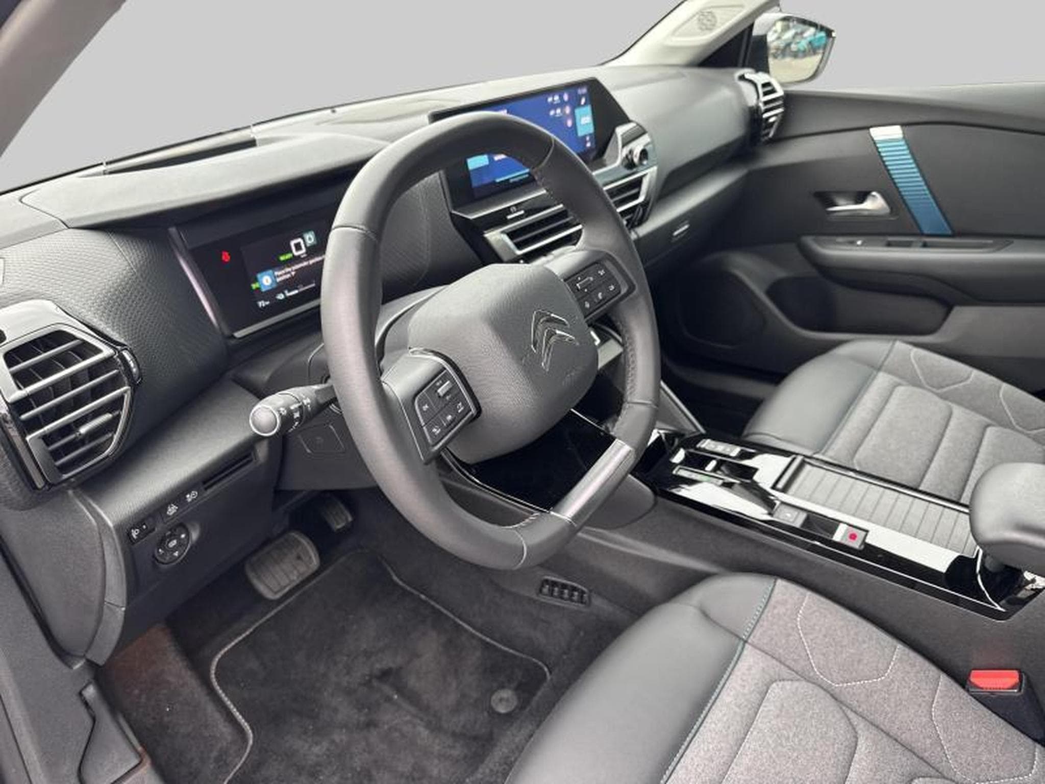 Citroën C4 Shine (2023) - Photo 11