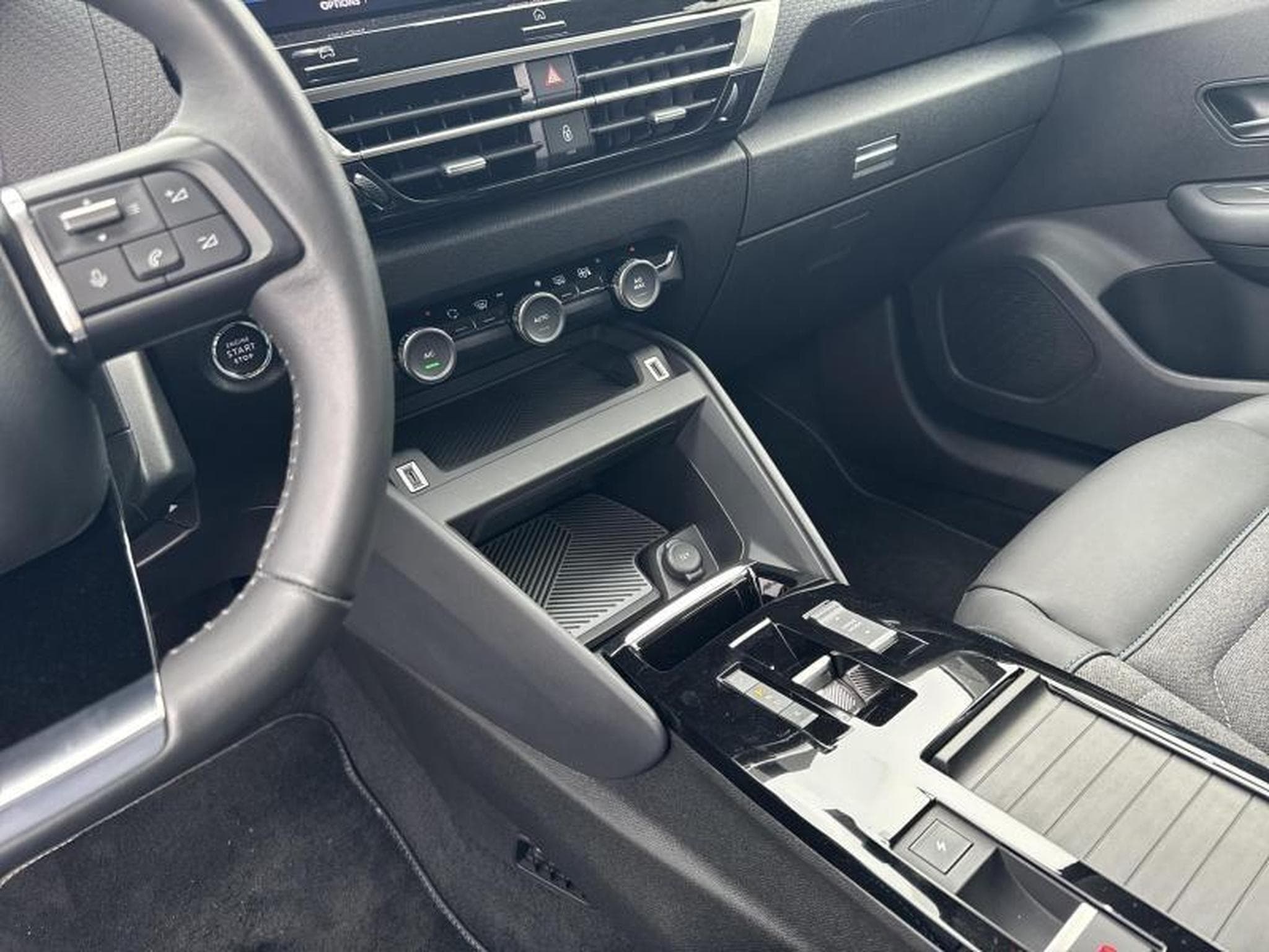 Citroën C4 Shine (2023) - Photo 19