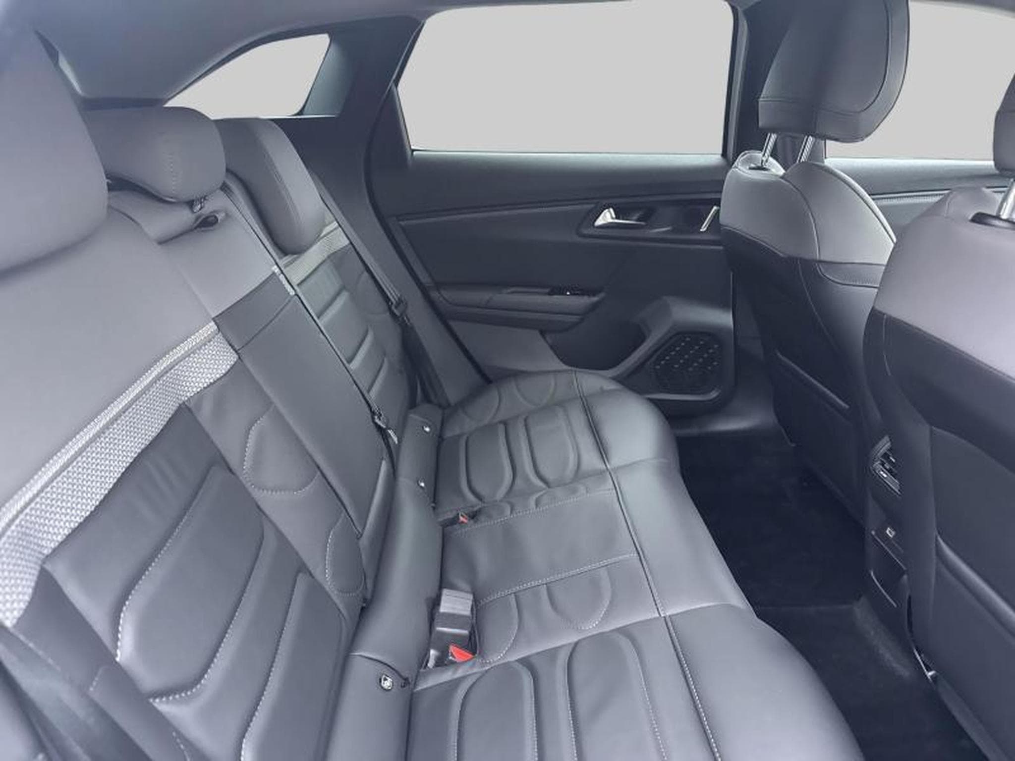 Citroën C5 X Shine (2023) - Photo 10