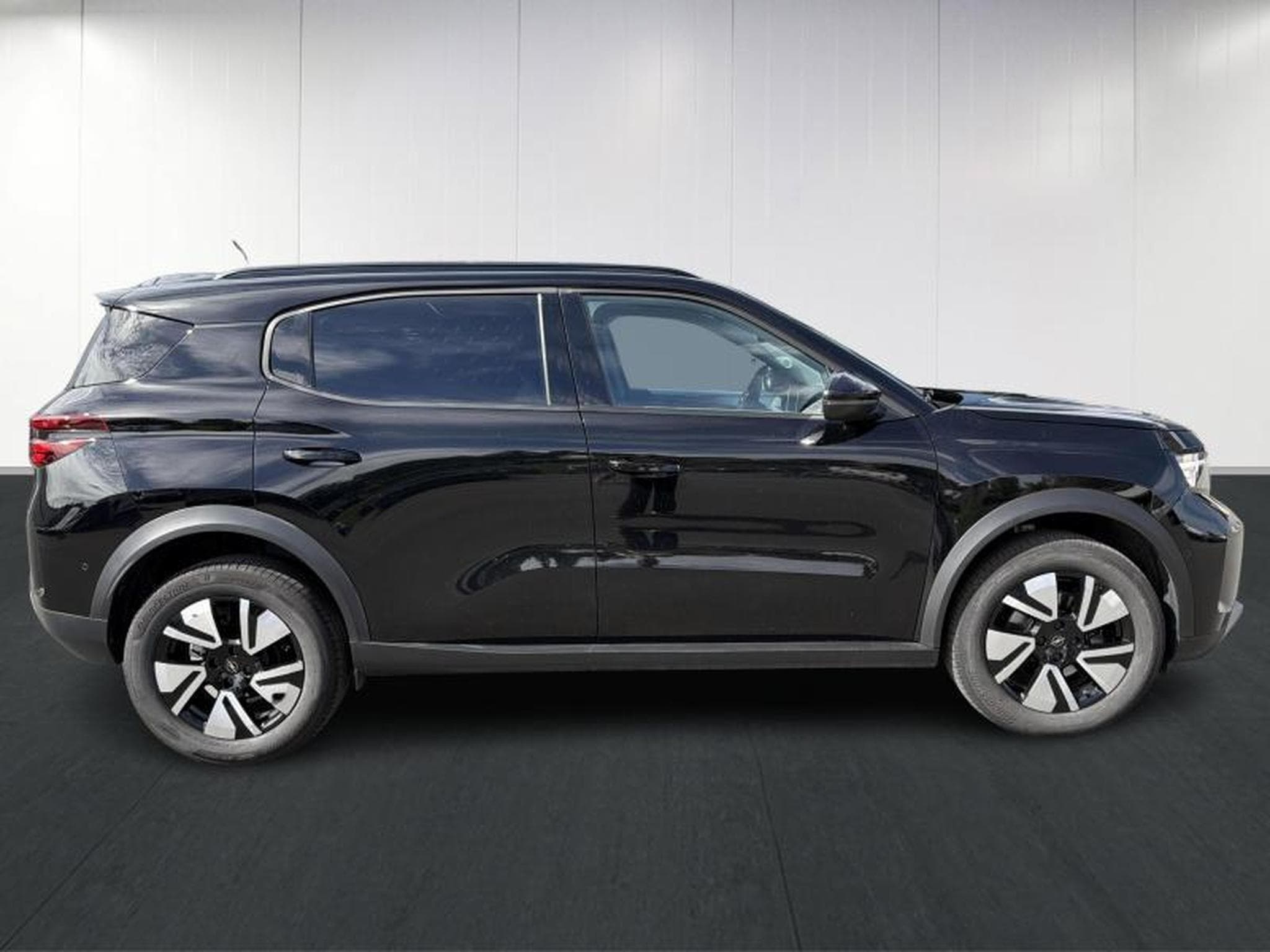 Opel Frontera & -e (2025) - Photo 8