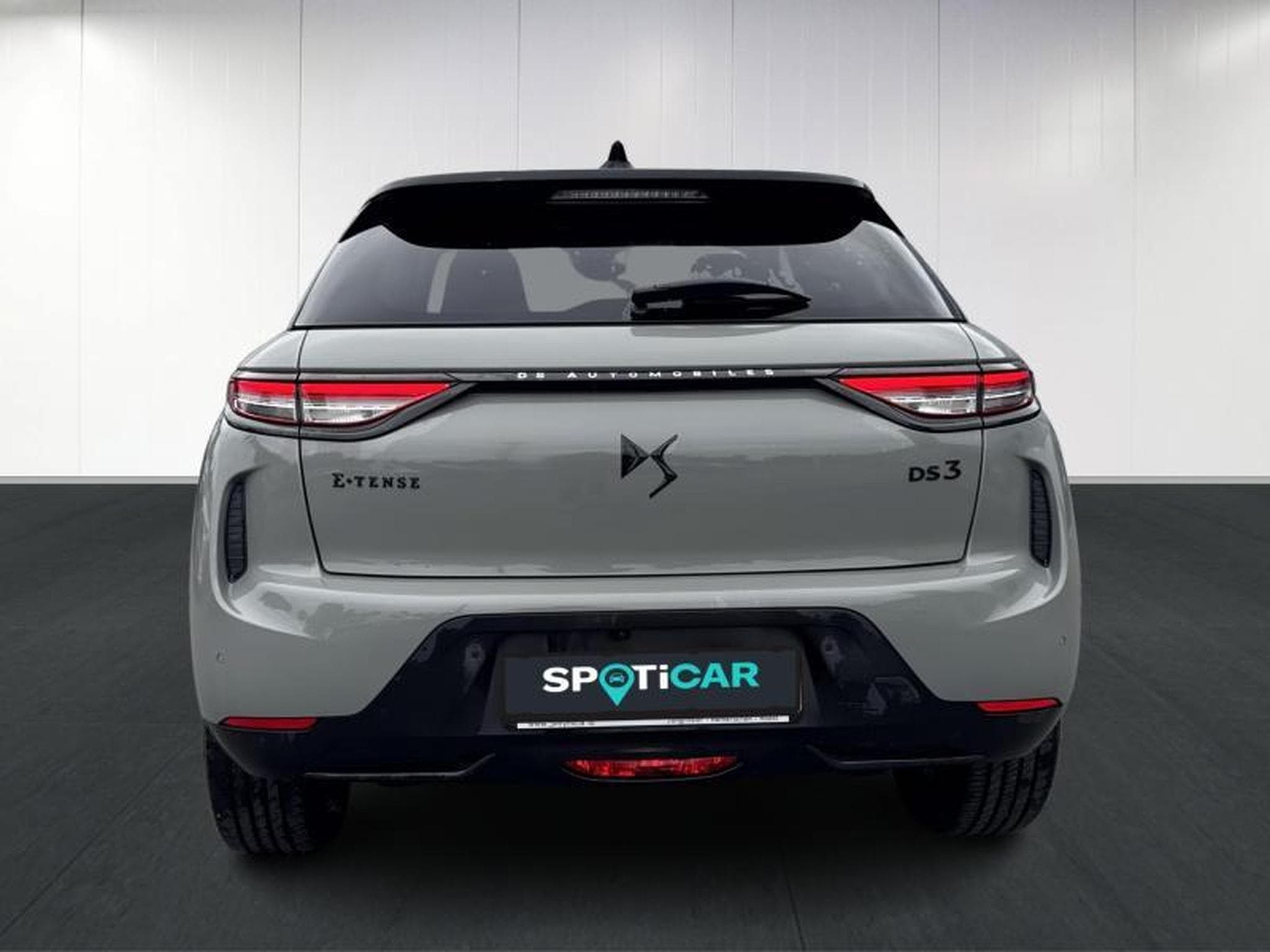 DS Automobiles DS3 E-Tense Performance Line + (2023) - Photo 5
