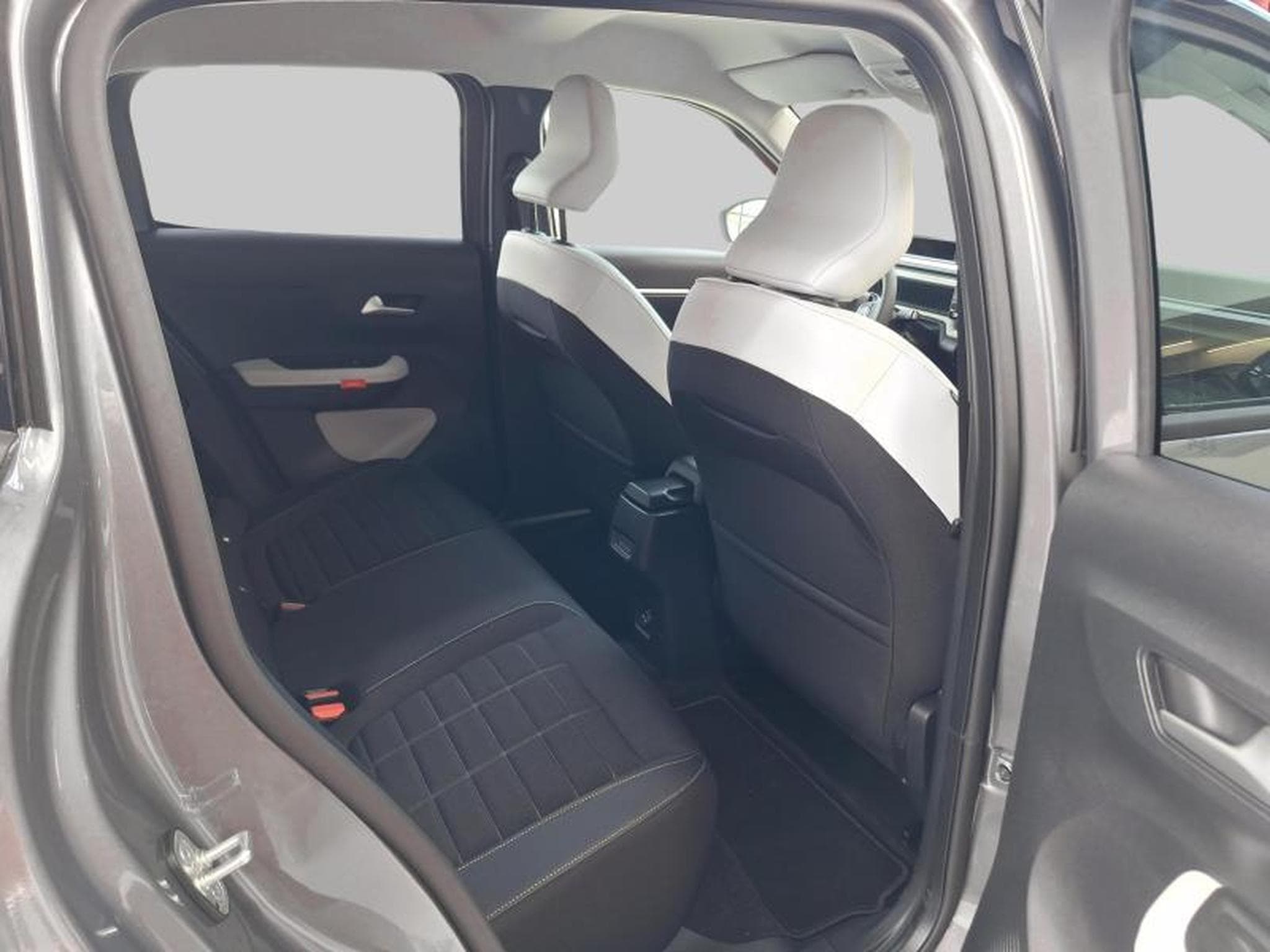 Citroën C3 & ë- IV Max (2025) - Photo 10