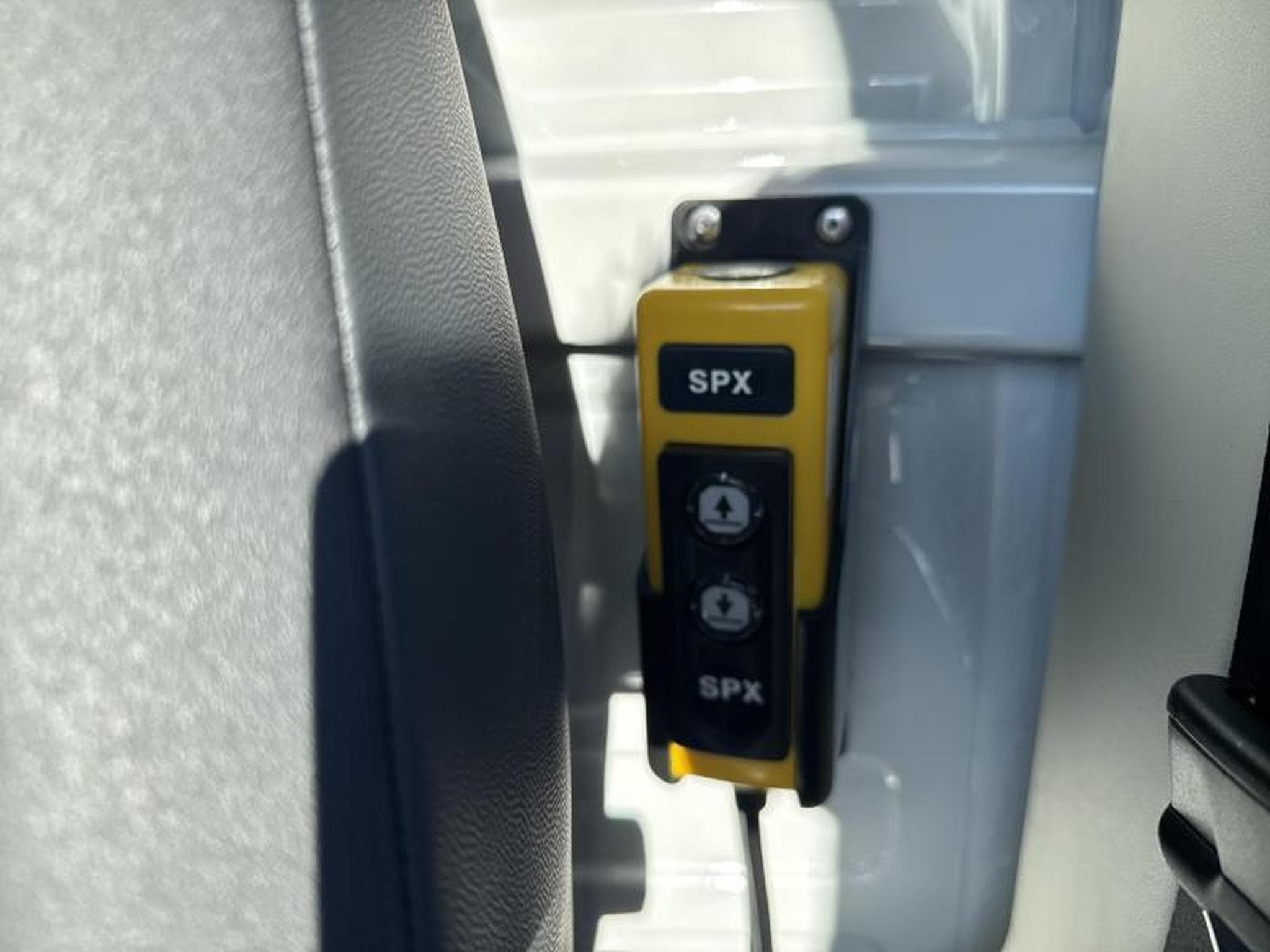 Citroën Jumper Easy Pack Benne bansculante acier sur Châssis Cabine 35 L2 (2025) - Foto 23