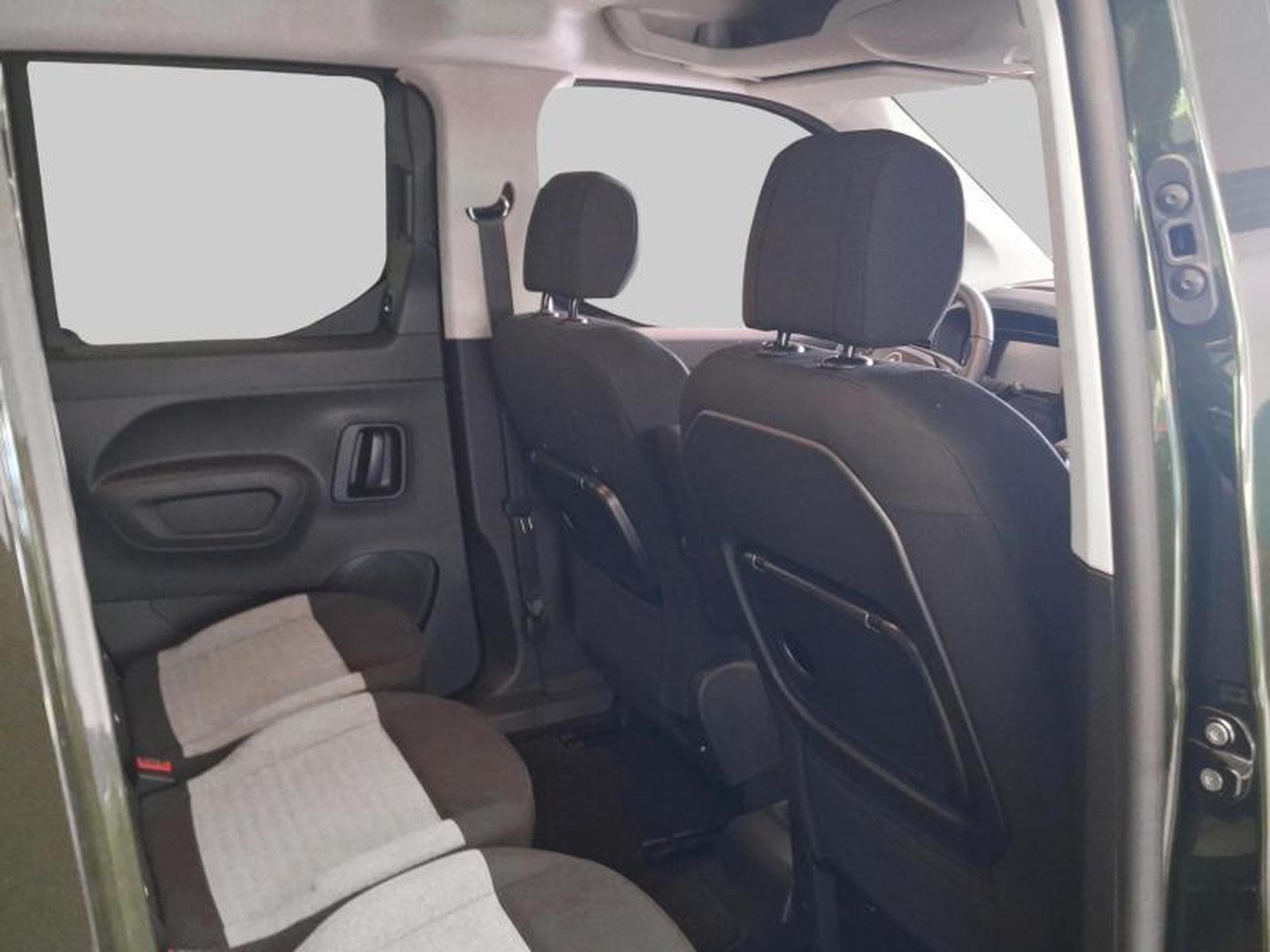 Citroën Berlingo III Max (2026) - Photo 10