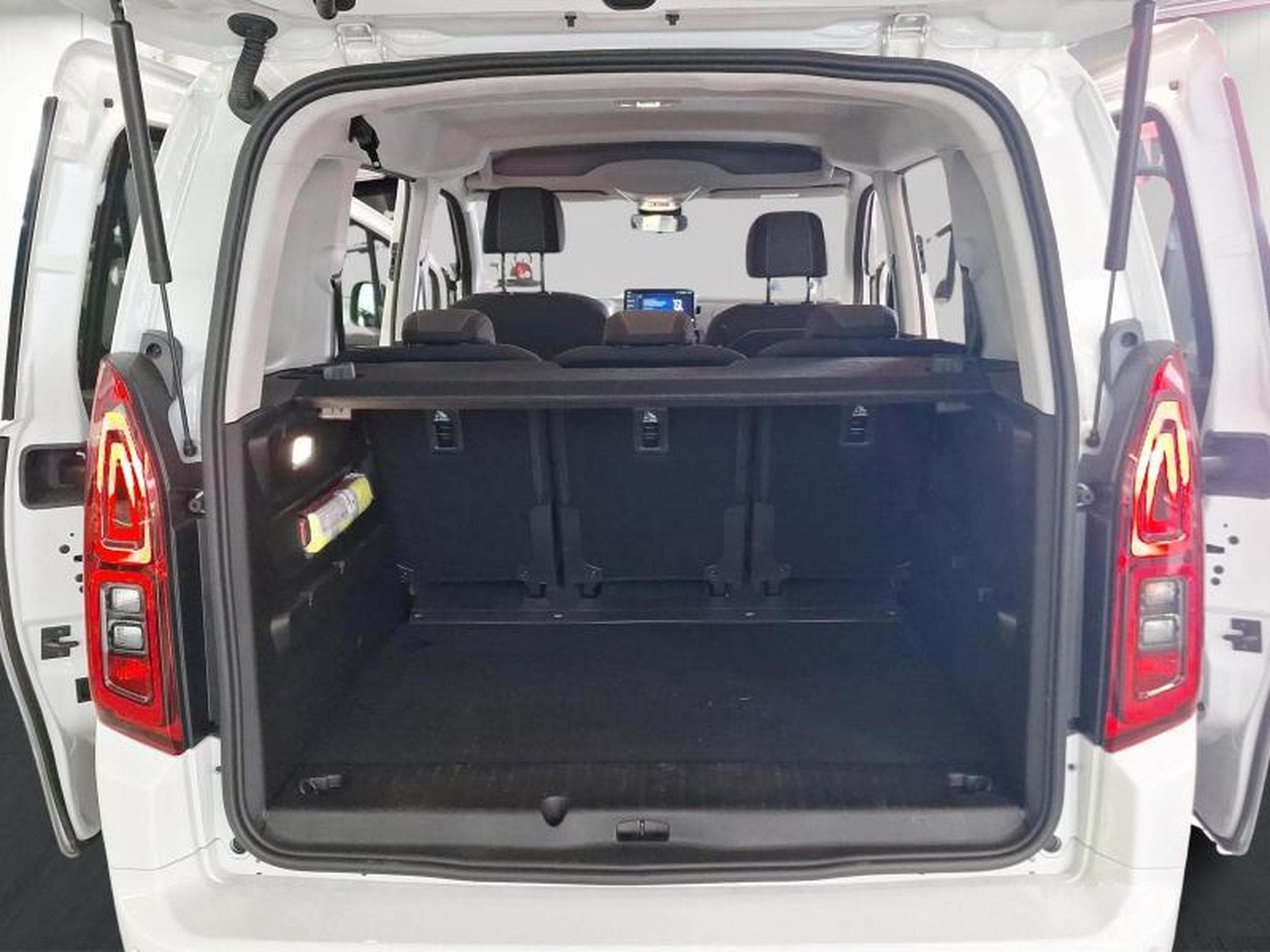 Opel Combo gs (2025) - Foto 20