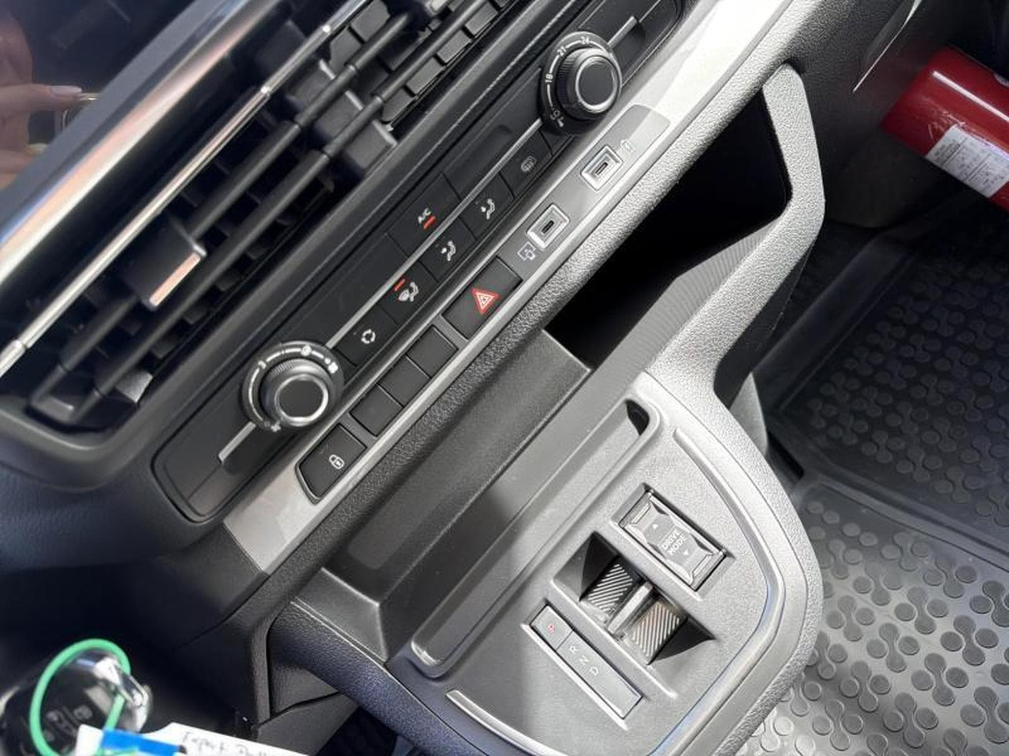 Peugeot Expert IV Premium (2026) - Foto 19