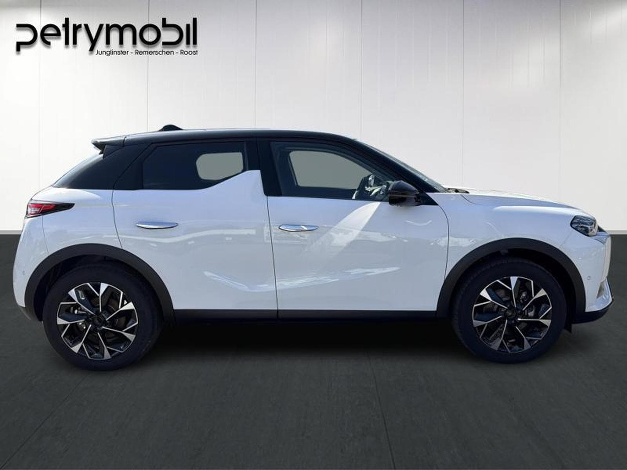 DS Automobiles DS3 3 E-Tense Rivoli (2023) - Photo 8